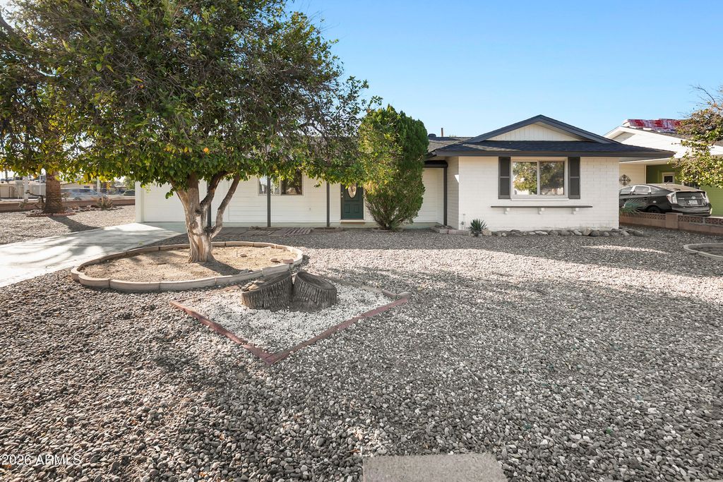 Photo of 10602 N 103rd Avenue, Sun City, AZ 85351 (MLS # 6974401)