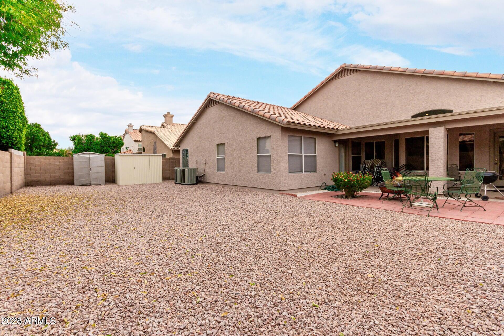 1308 E HORSESHOE Avenue
