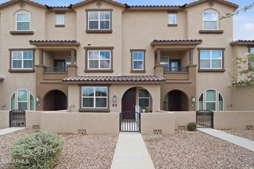 Photo of 1255 N Arizona Avenue #1309, Chandler, AZ 85225 (MLS # 7087598)