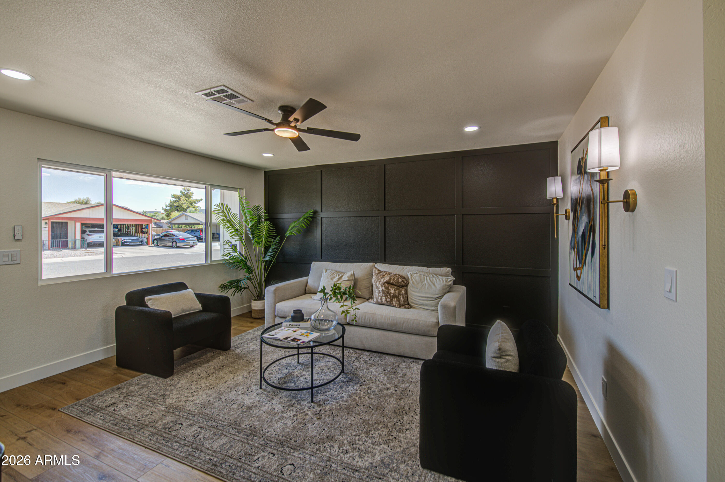 3654 W Carla Vista Drive