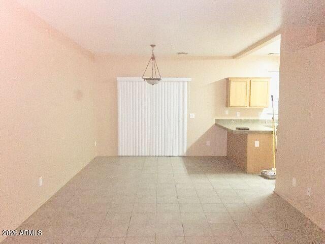 2300 E Magma Road Unit 172