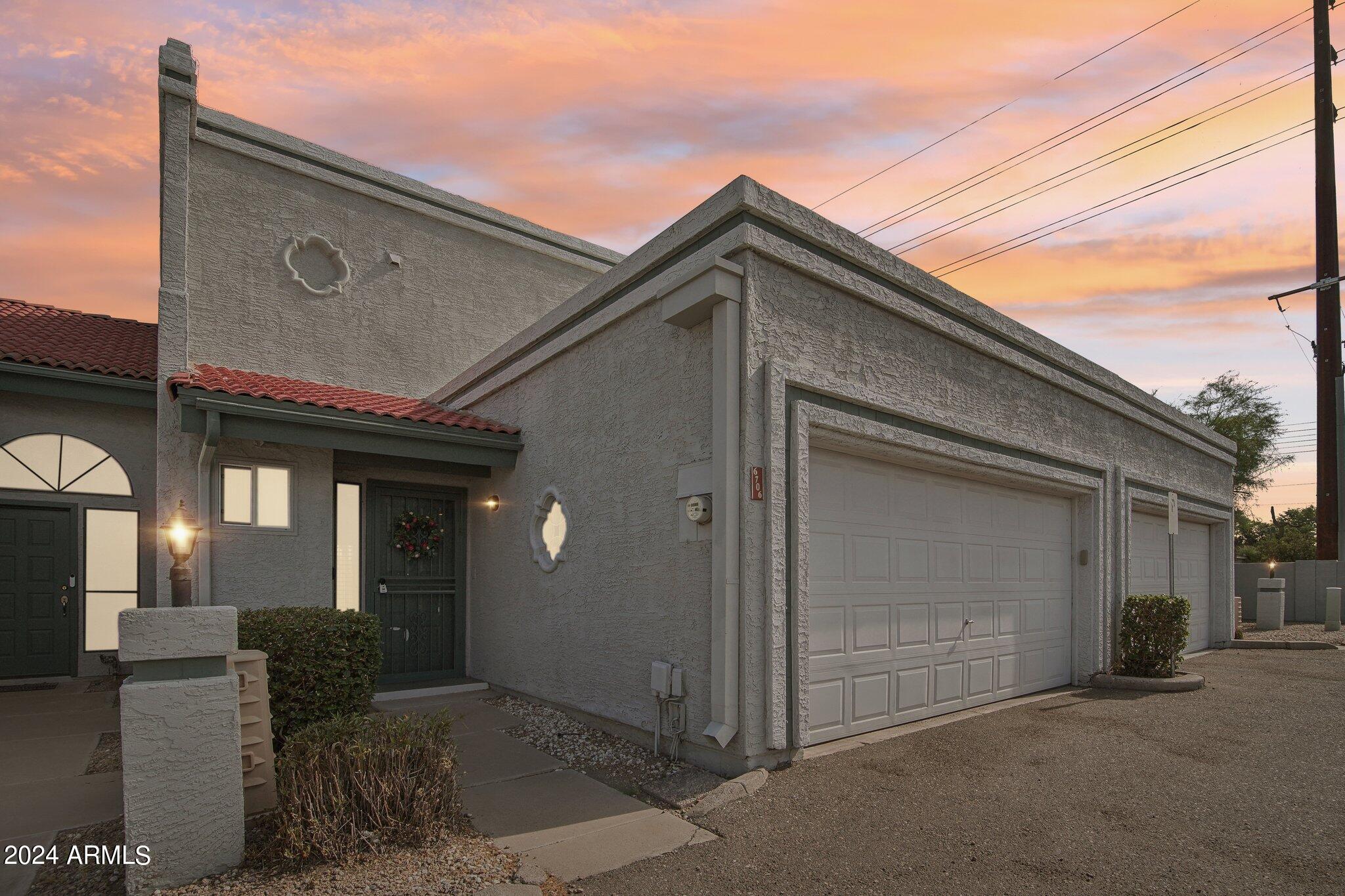 View Peoria, AZ 85345 condo