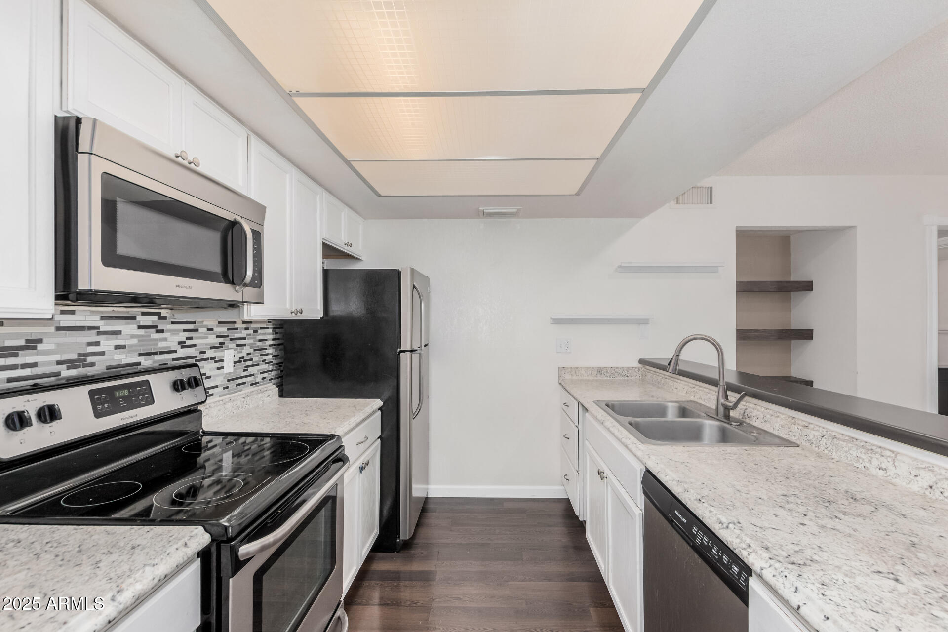 1920 W LINDNER Avenue 269