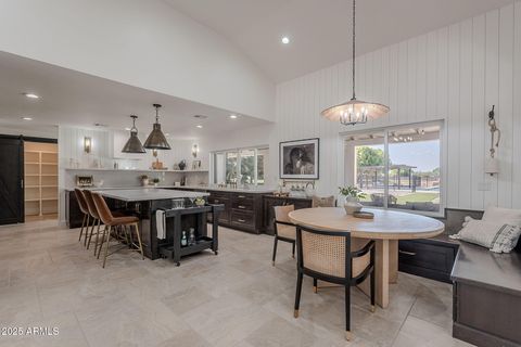 2724 W COLT Road Chandler AZ 85224
