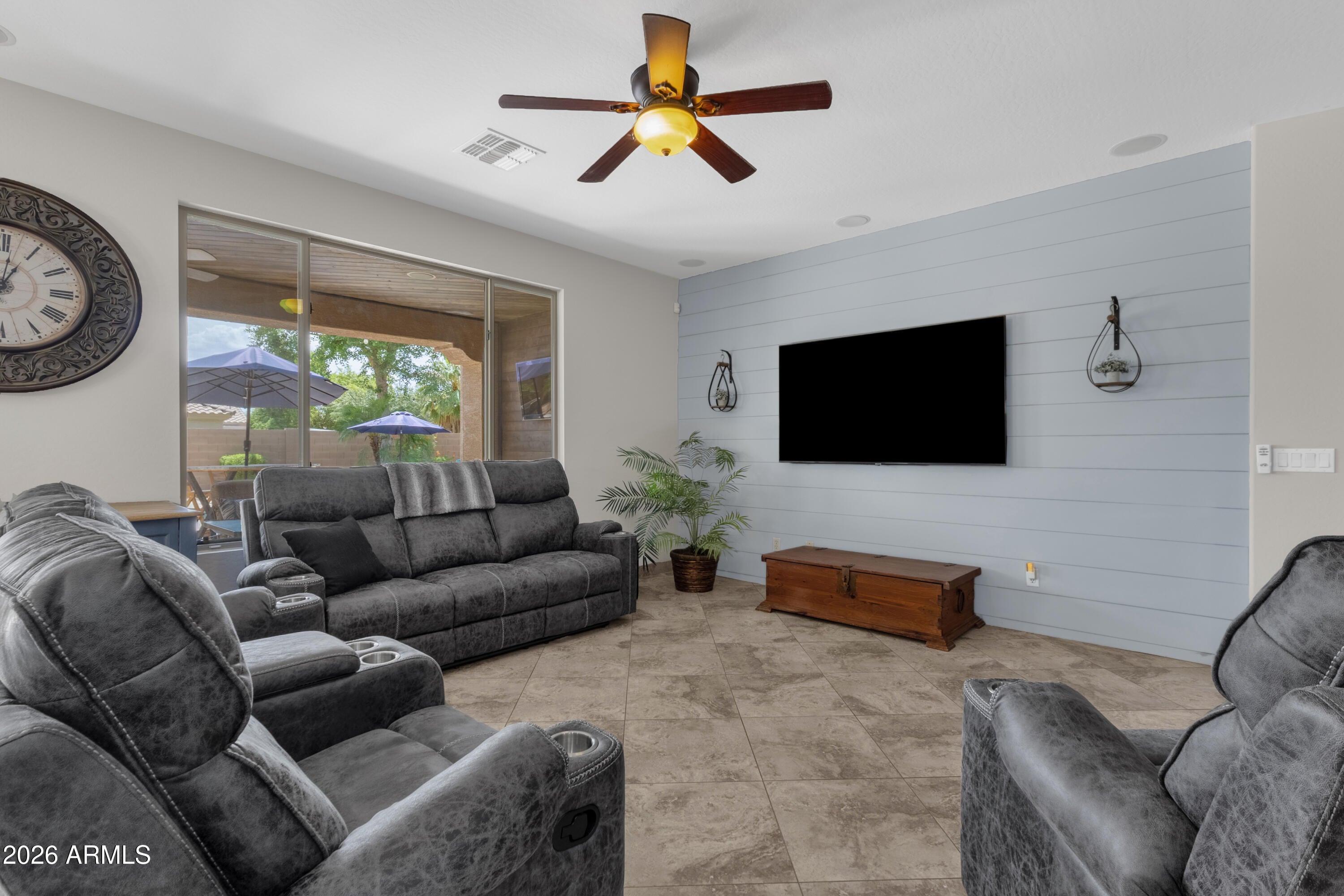 11113 E QUARRY Avenue