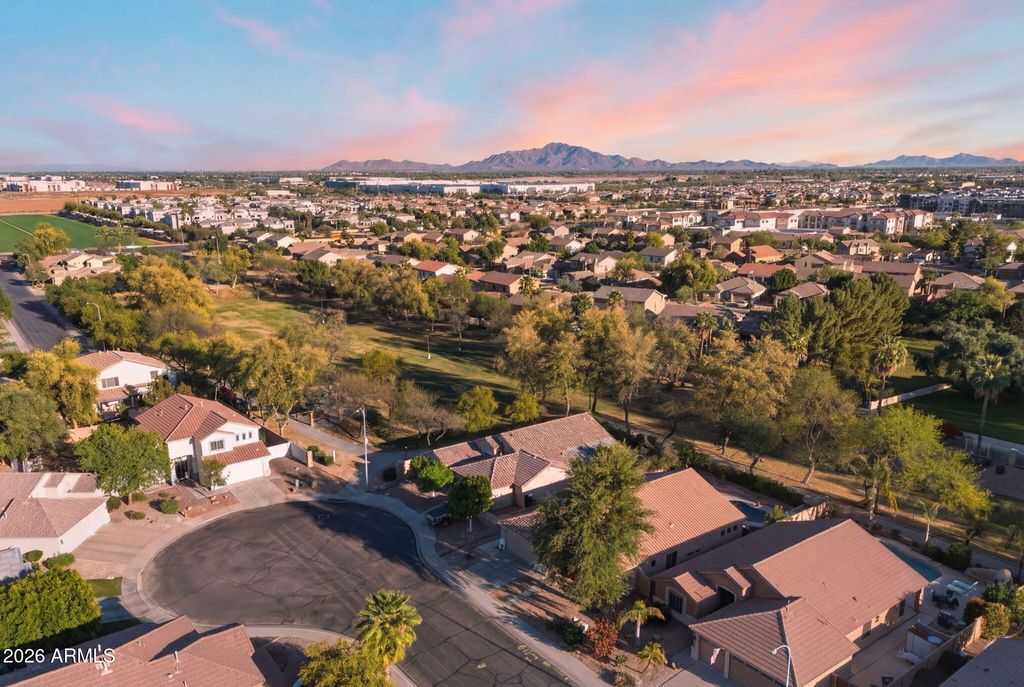 Photo of 235 W Goldfinch Way, Chandler, AZ 85286 (MLS # 7001091)