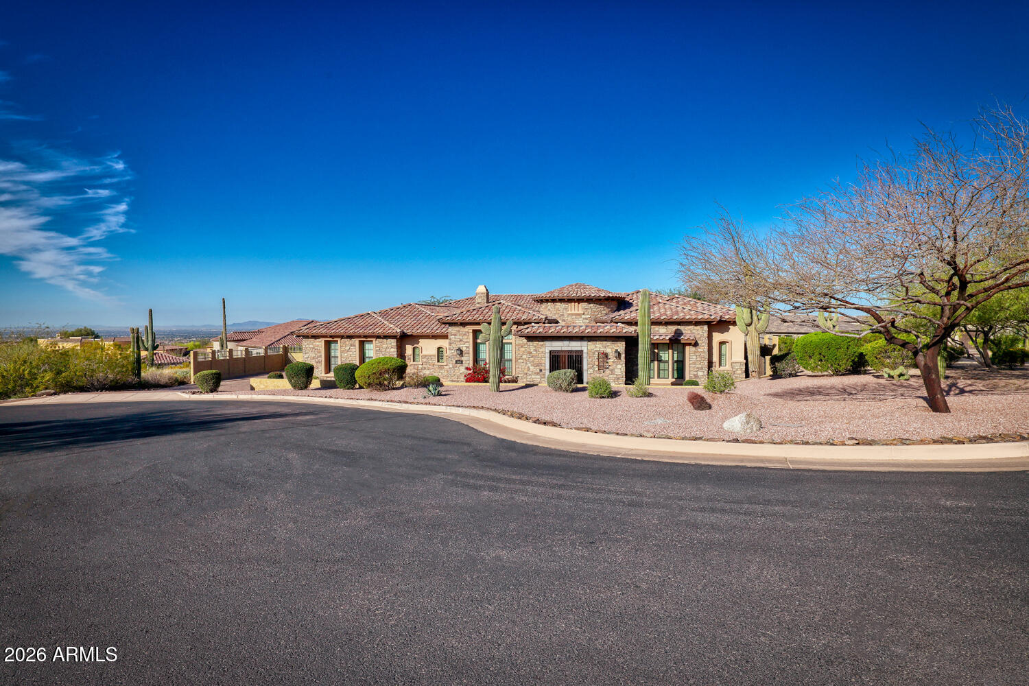 8925 E ROSEDALE Circle