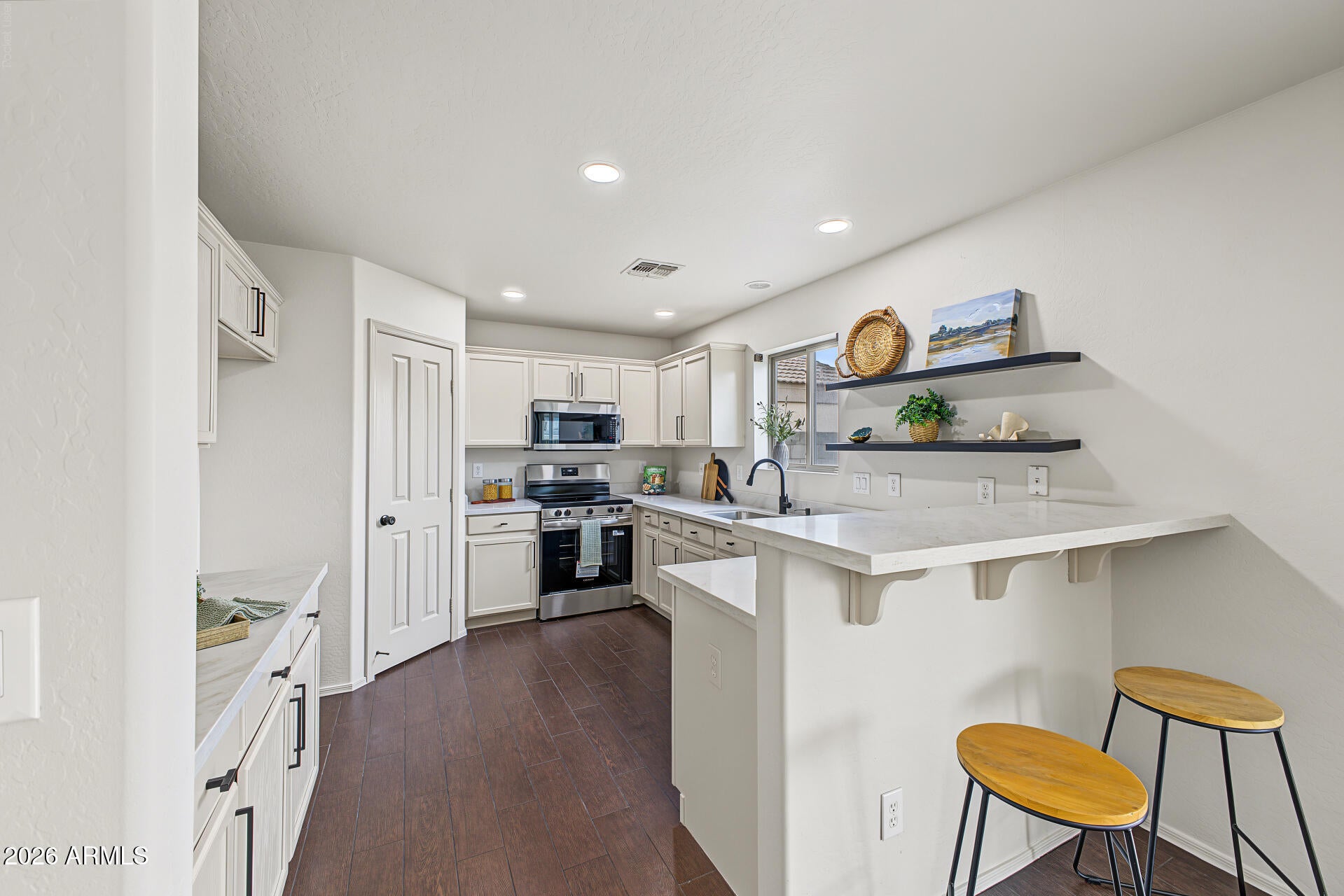 11809 W MAUI Lane