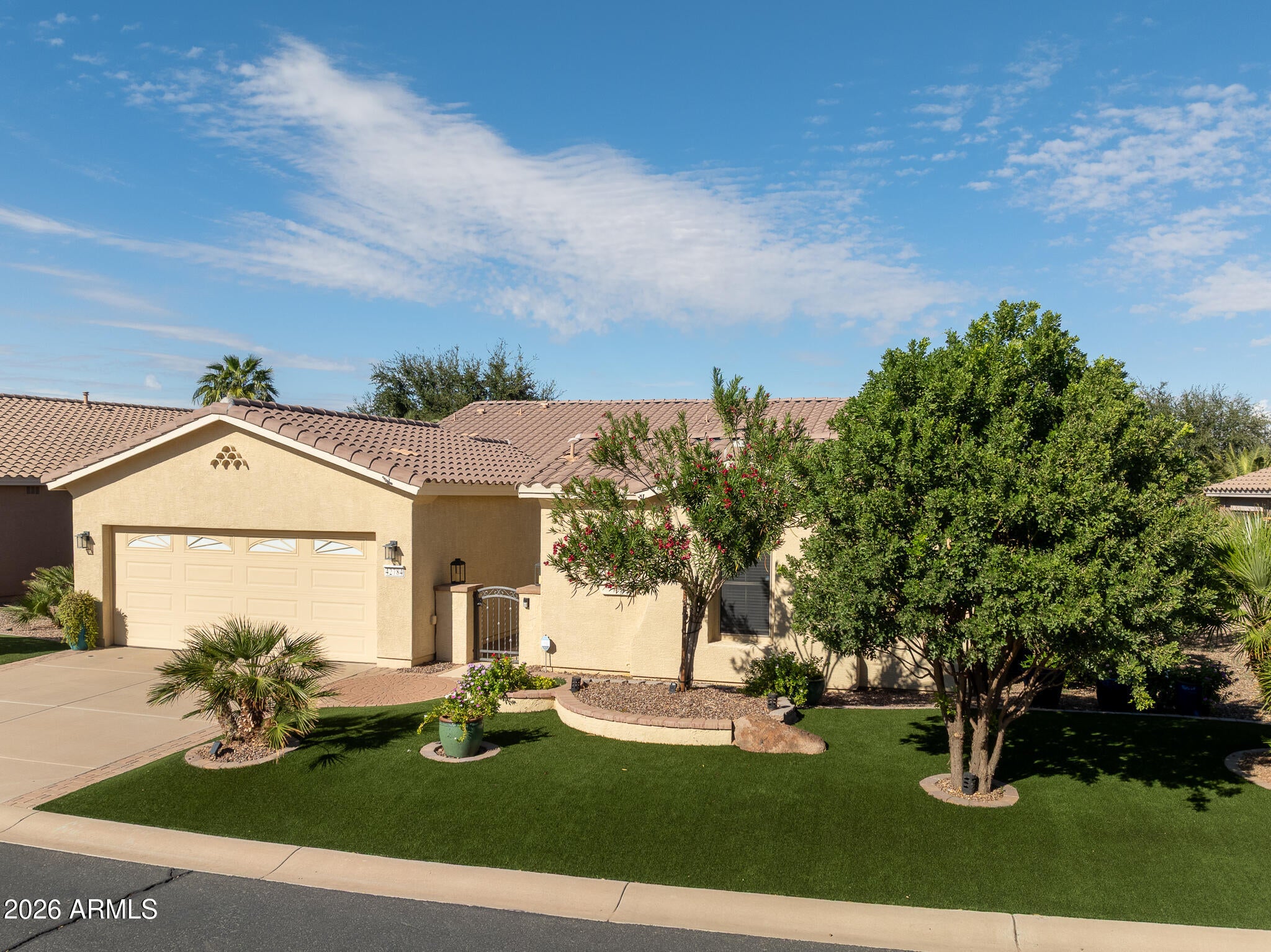 42784 W WHISPERING WIND Lane