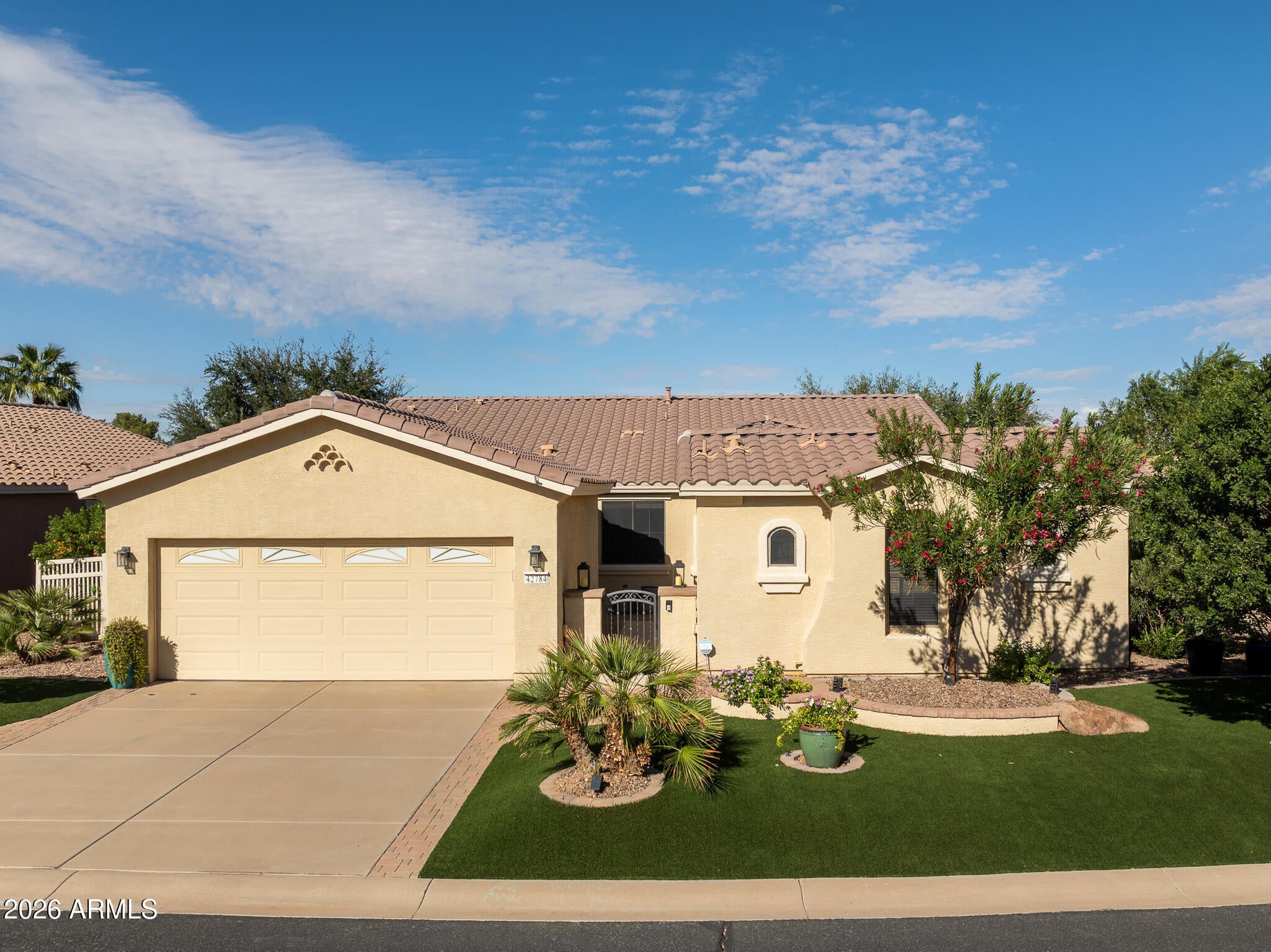 42784 W WHISPERING WIND Lane