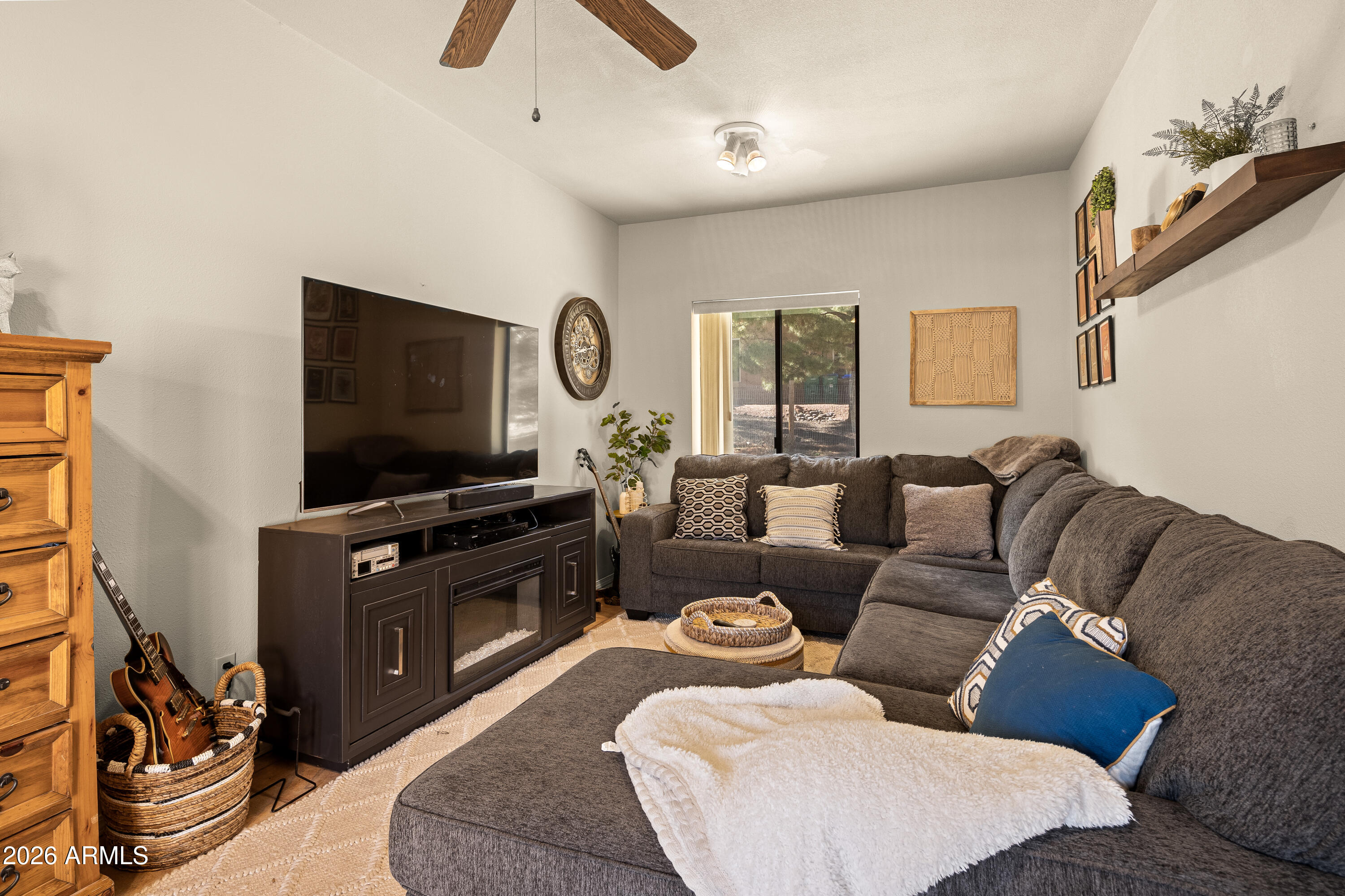 Rancho Rojo - Residential