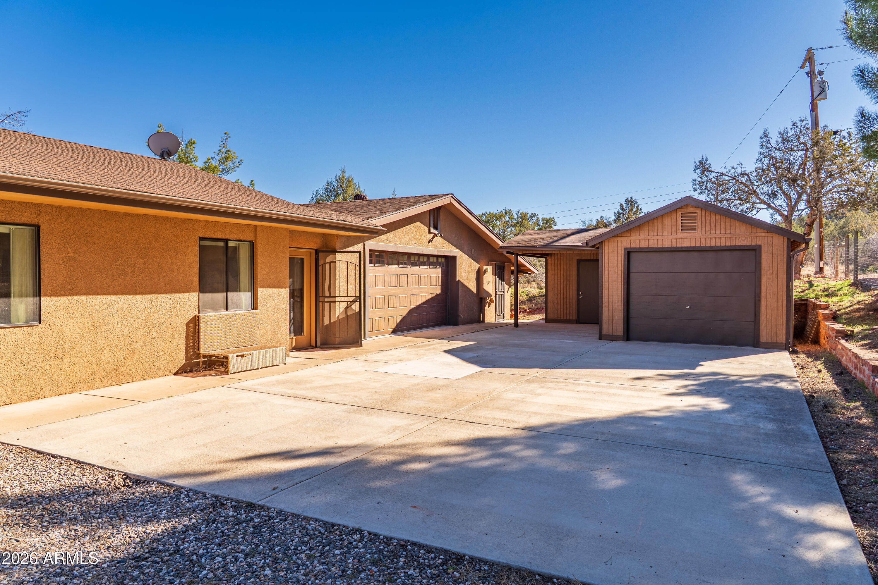 Rancho Rojo - Residential