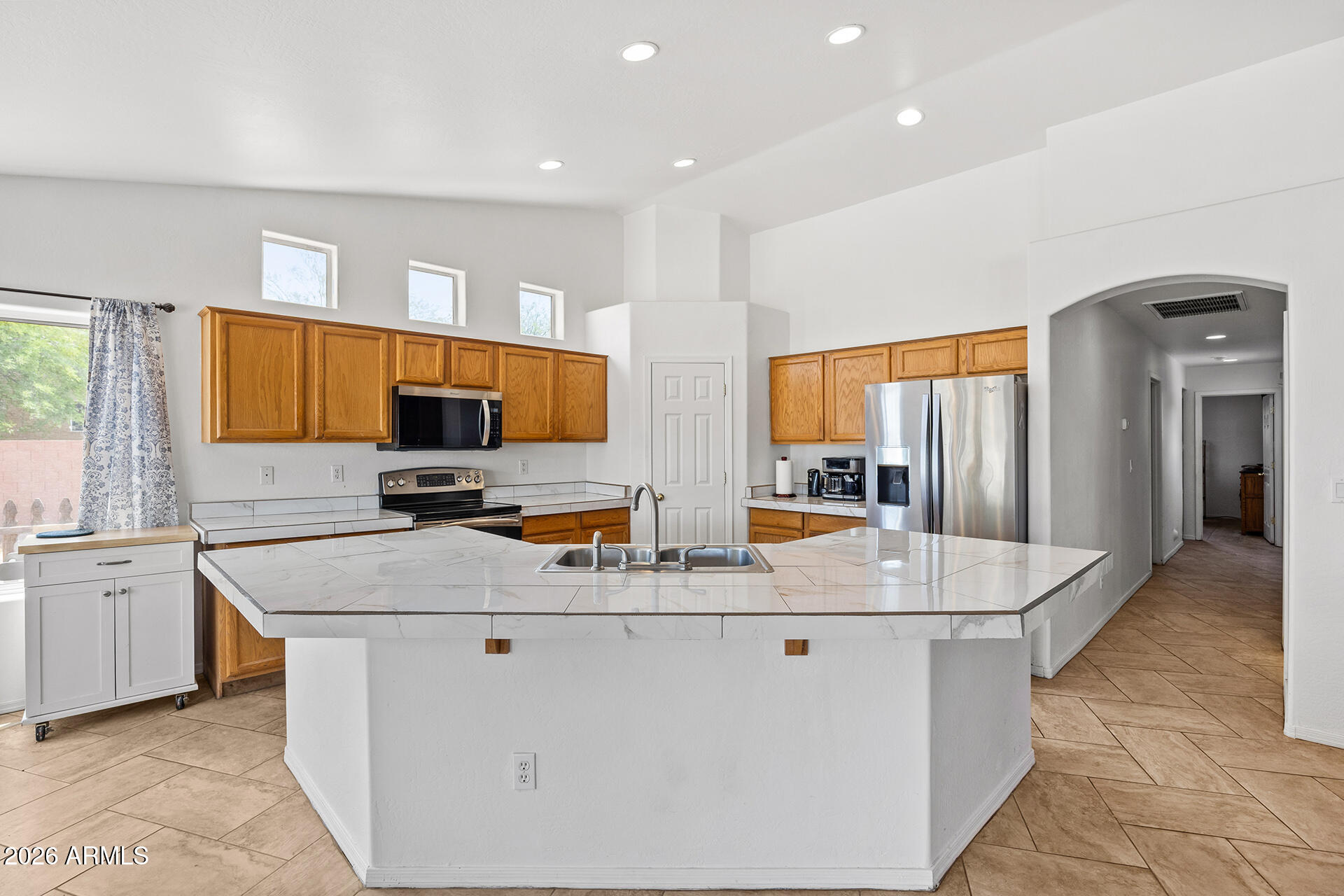 9934 E TWIN SPURS Lane