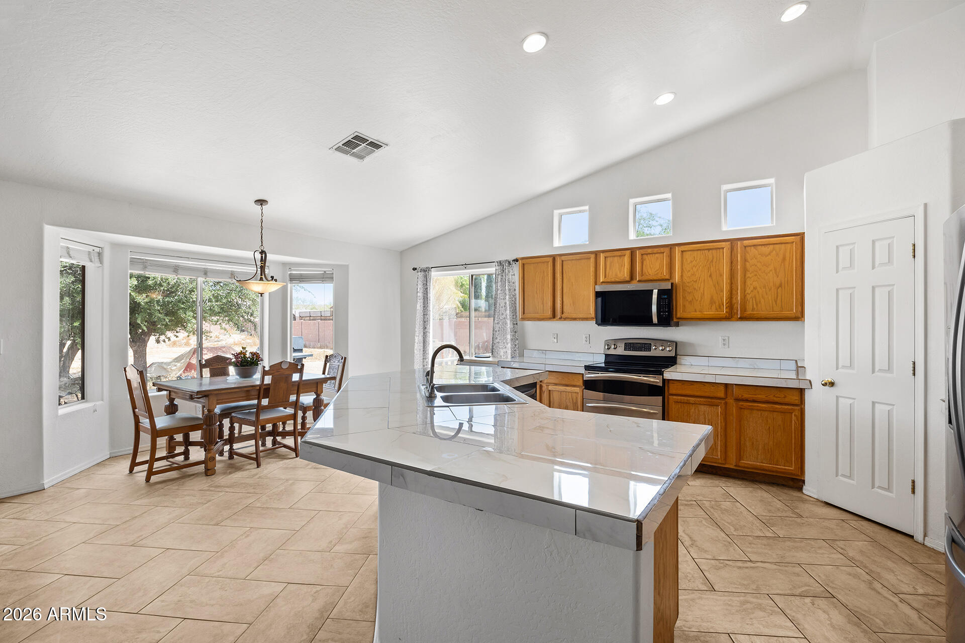 9934 E TWIN SPURS Lane