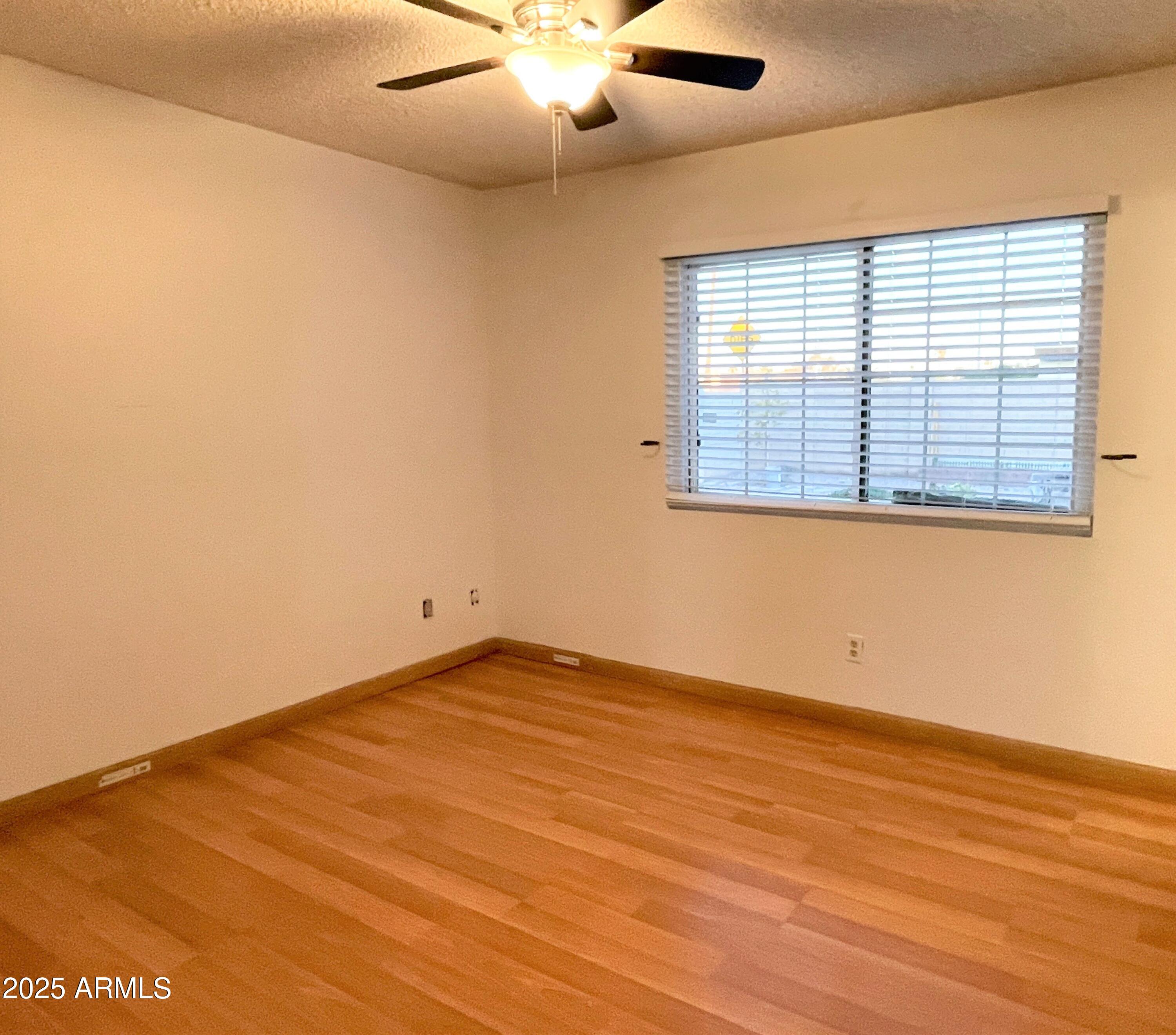 3033 S LONGMORE --
