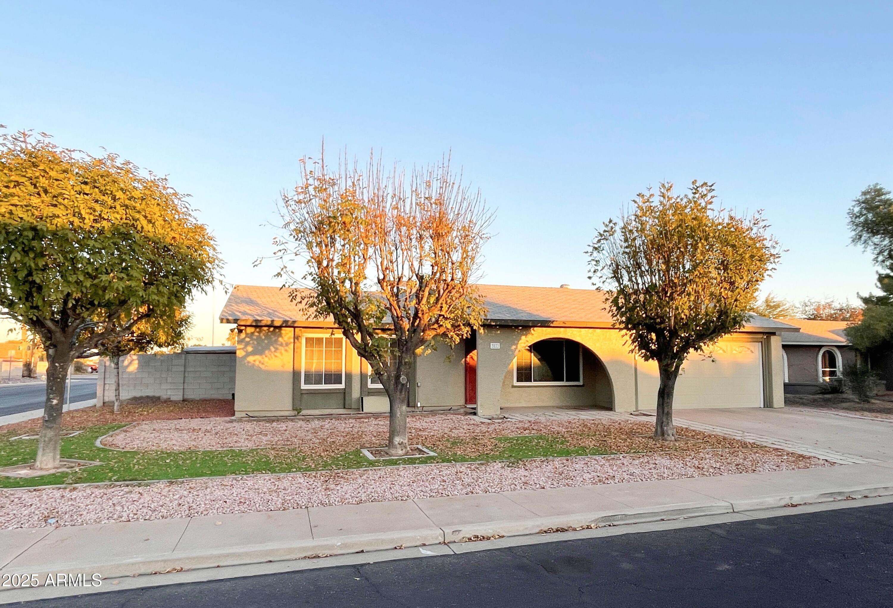 3033 S LONGMORE --