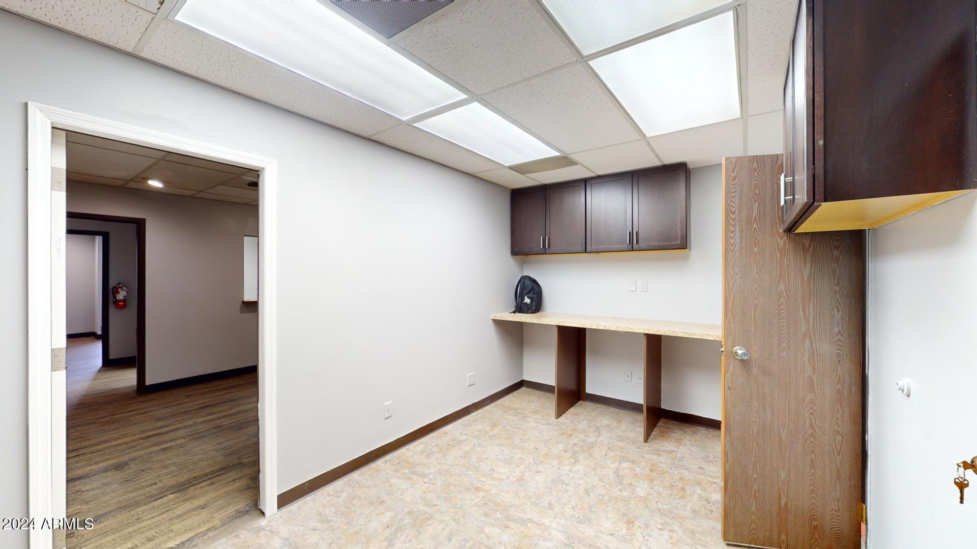 Memorial Hospital MCR 185/9 - Commercial Lease