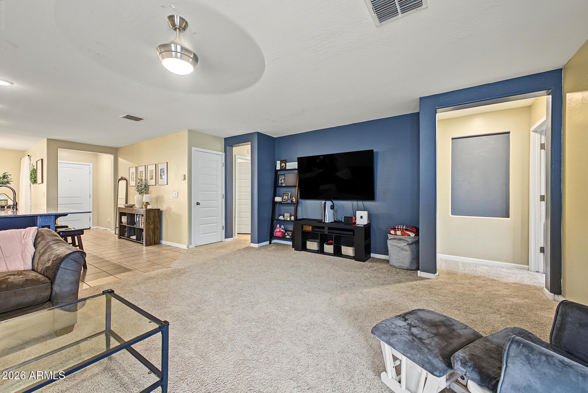 732 W JARDIN Drive