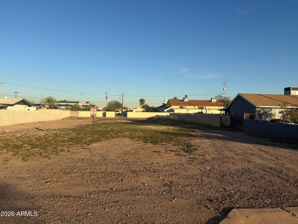 Photo of 1411 S 18th Avenue #3, Phoenix, AZ 85007 (MLS # 6972161)