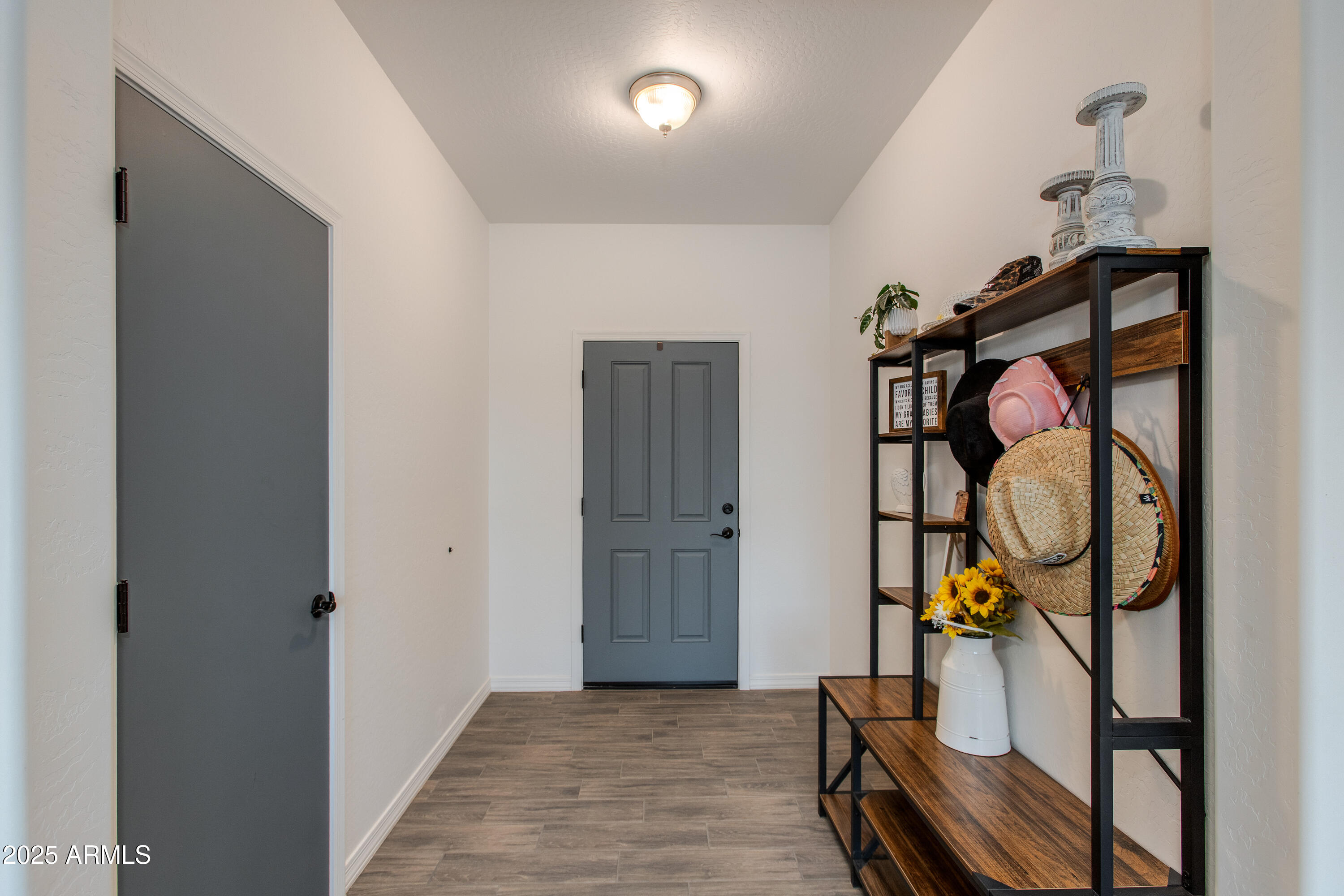 3190 W GRACIE Lane