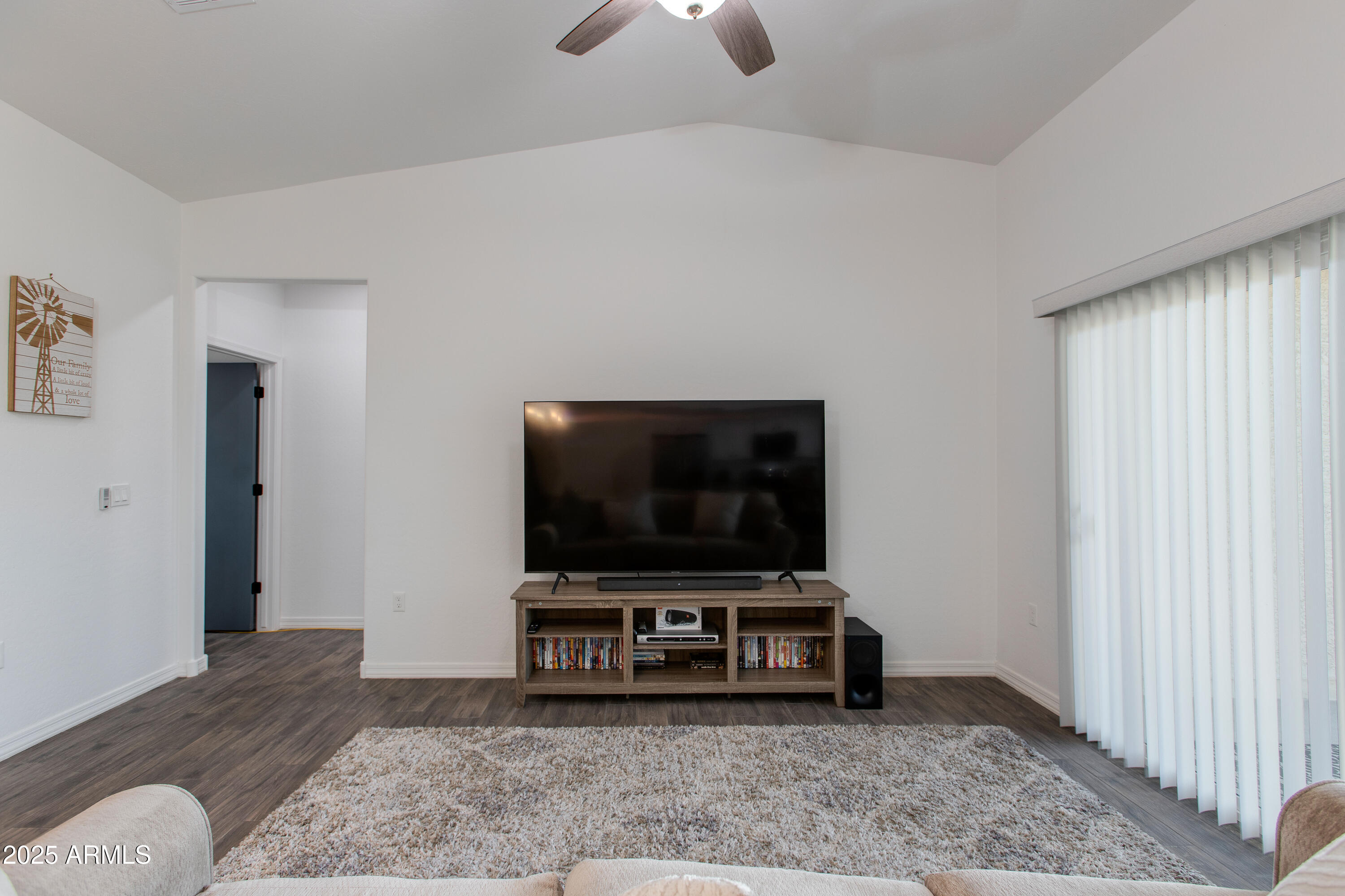 3190 W GRACIE Lane