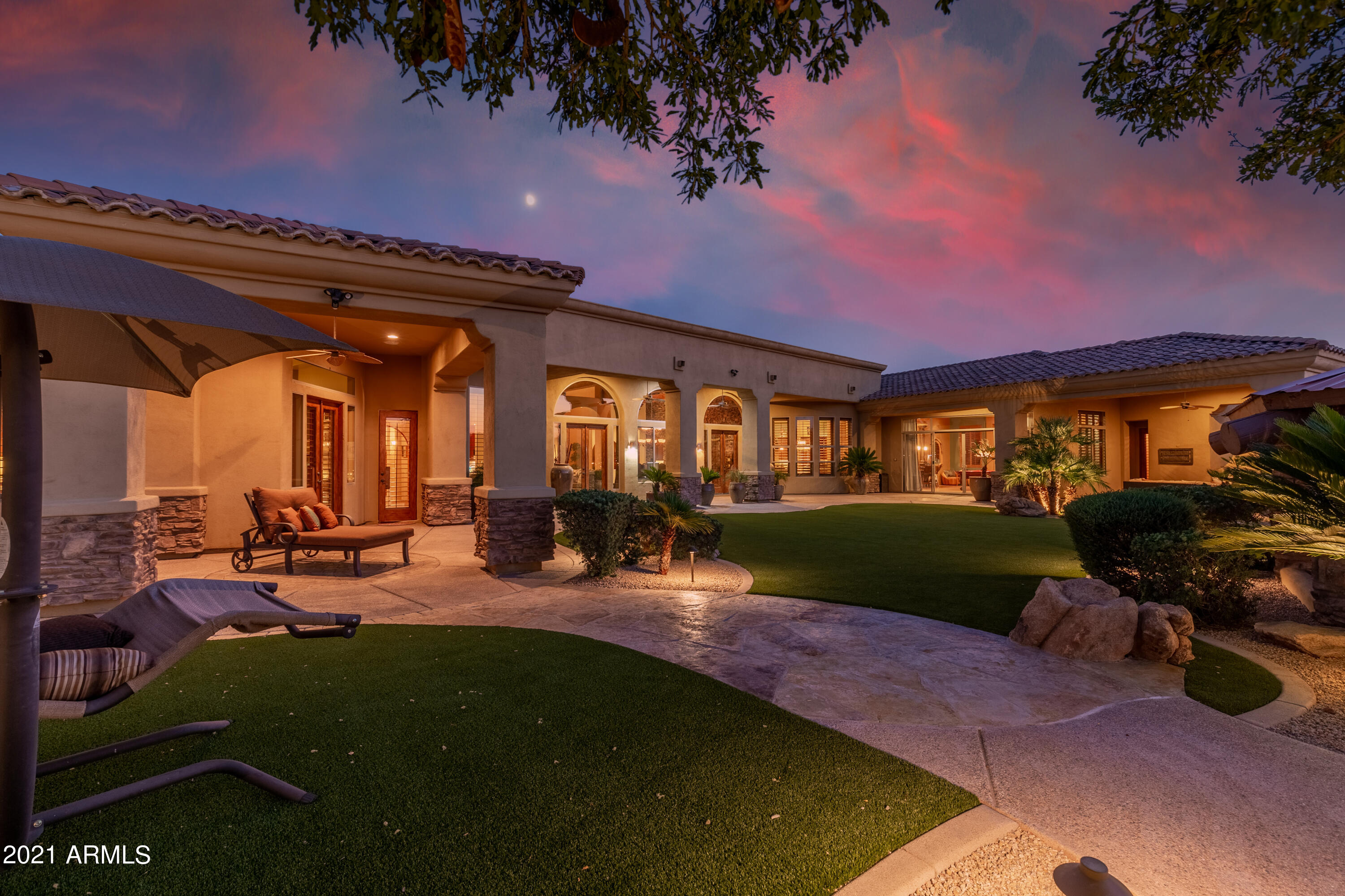 SAGUARO ESTATES - Residential
