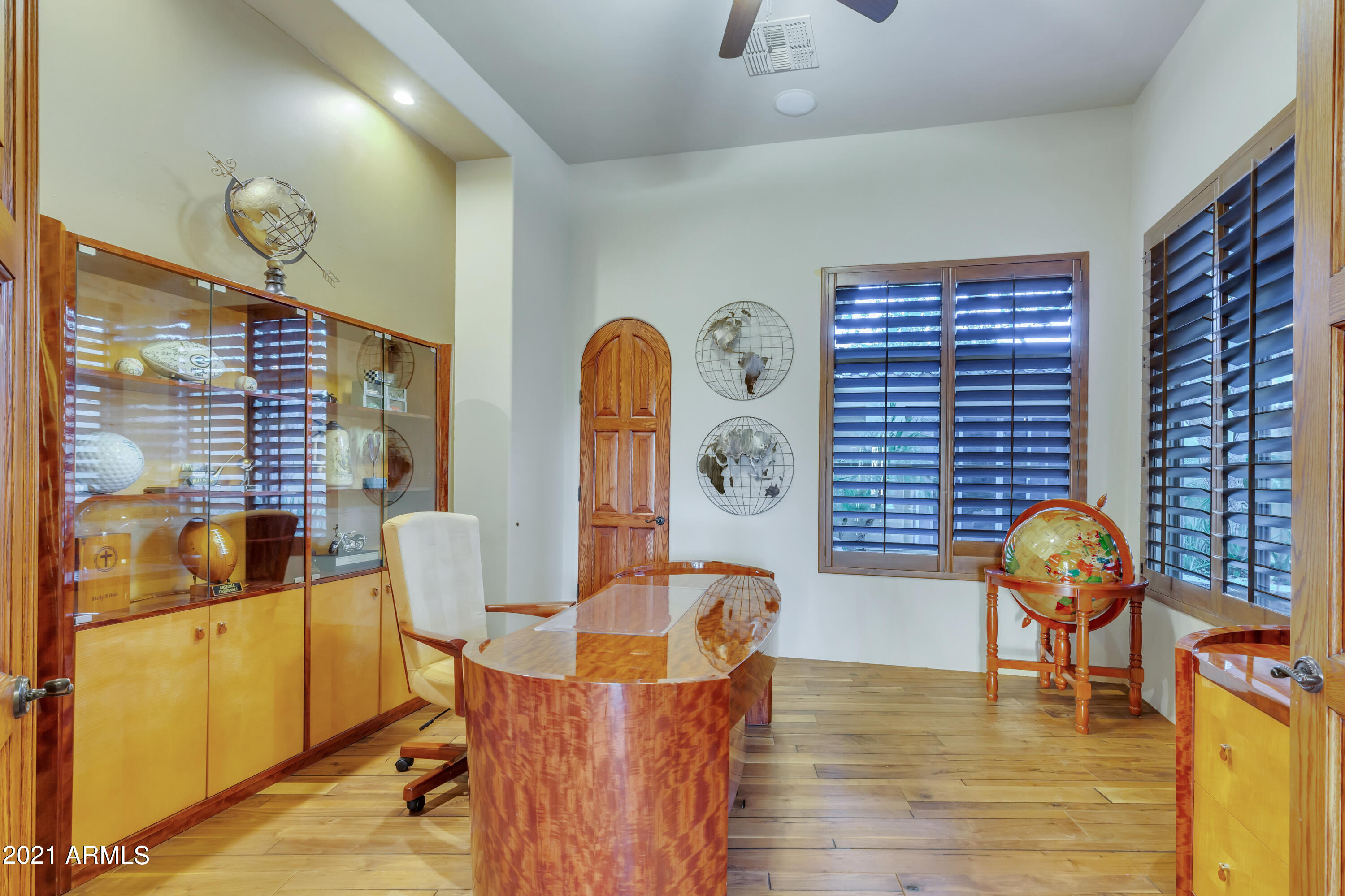 SAGUARO ESTATES - Residential