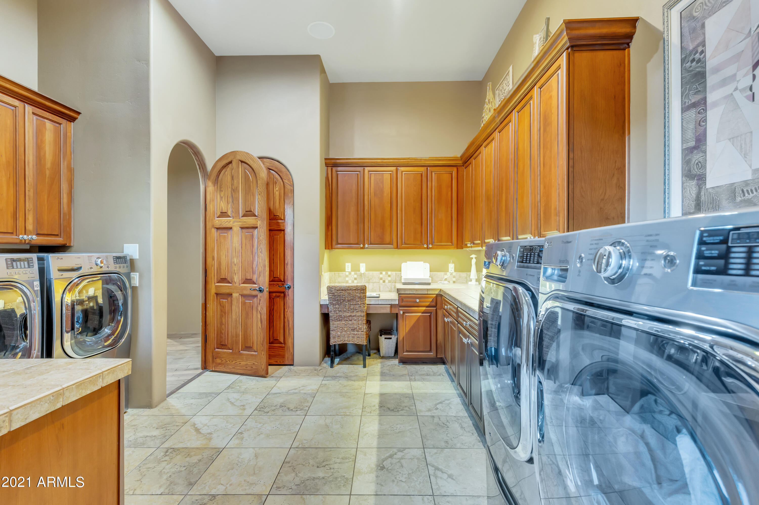 SAGUARO ESTATES - Residential