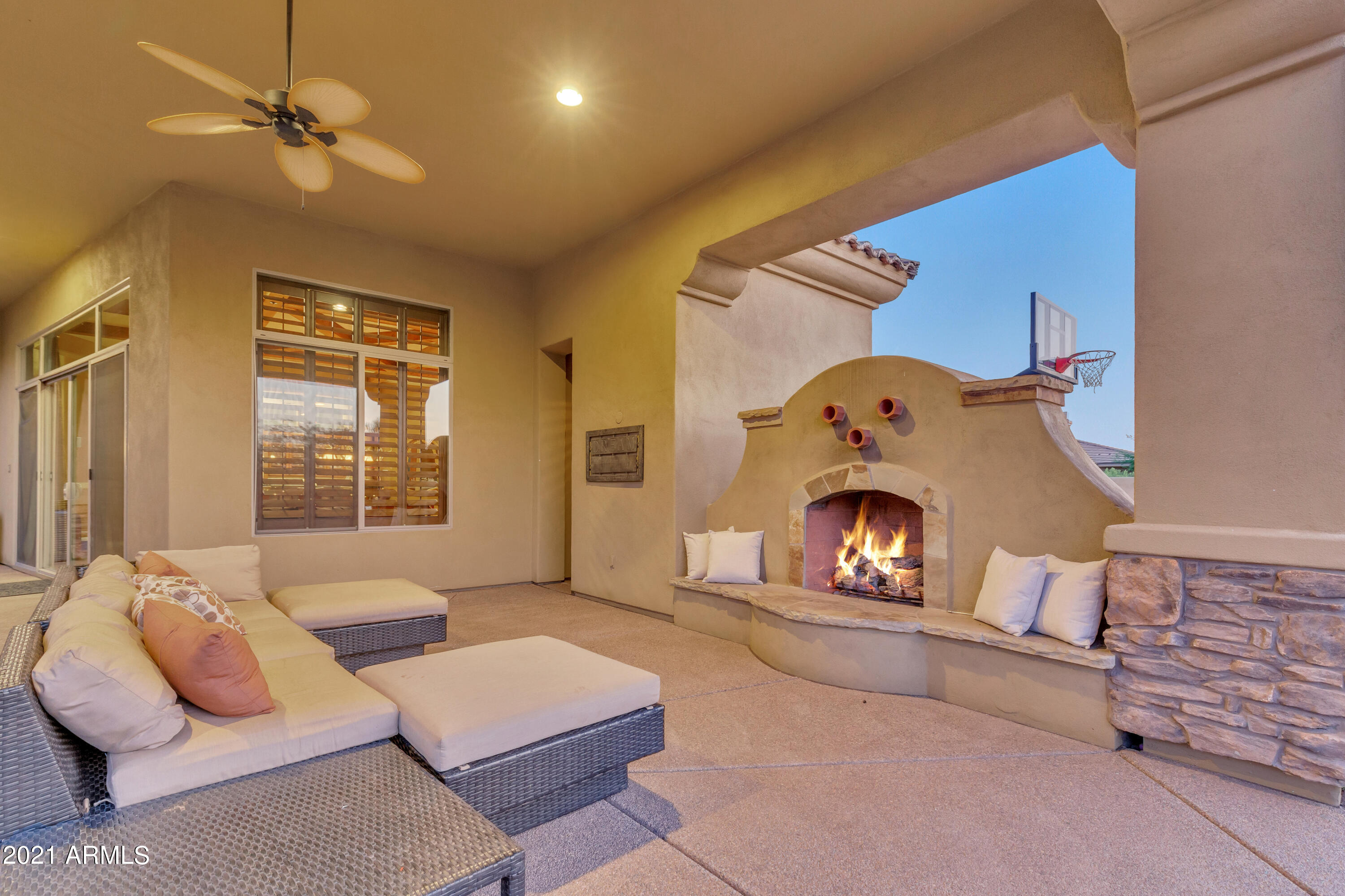 SAGUARO ESTATES - Residential