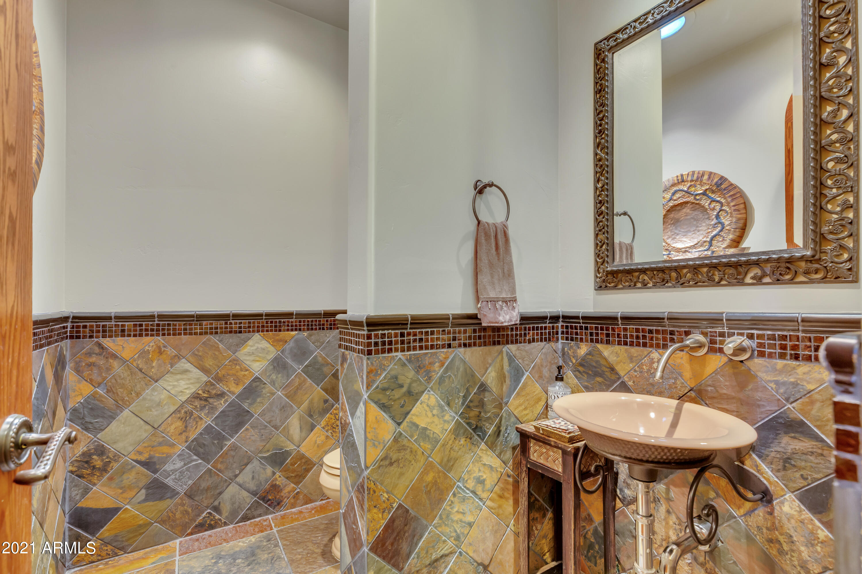 SAGUARO ESTATES - Residential