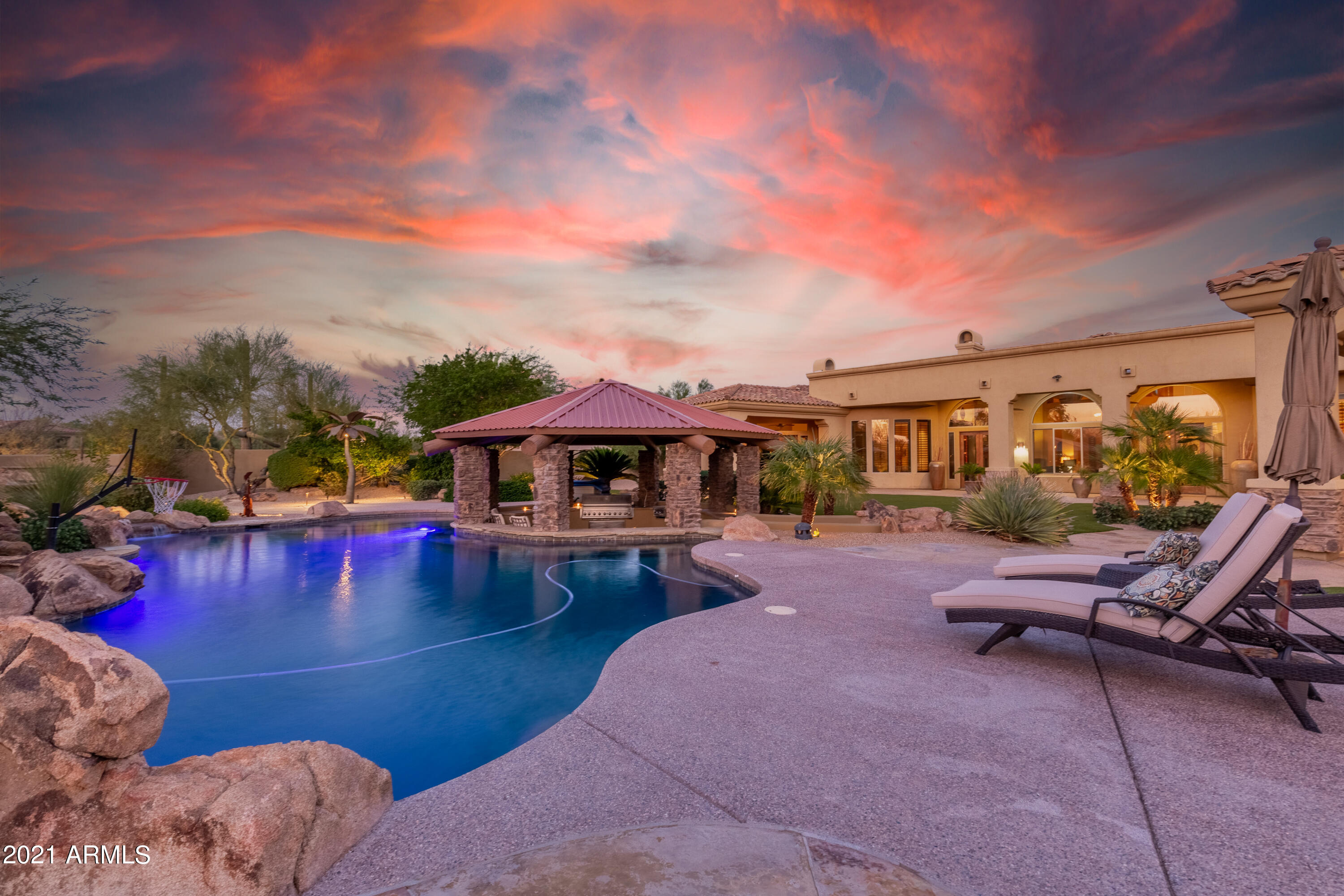 SAGUARO ESTATES - Residential