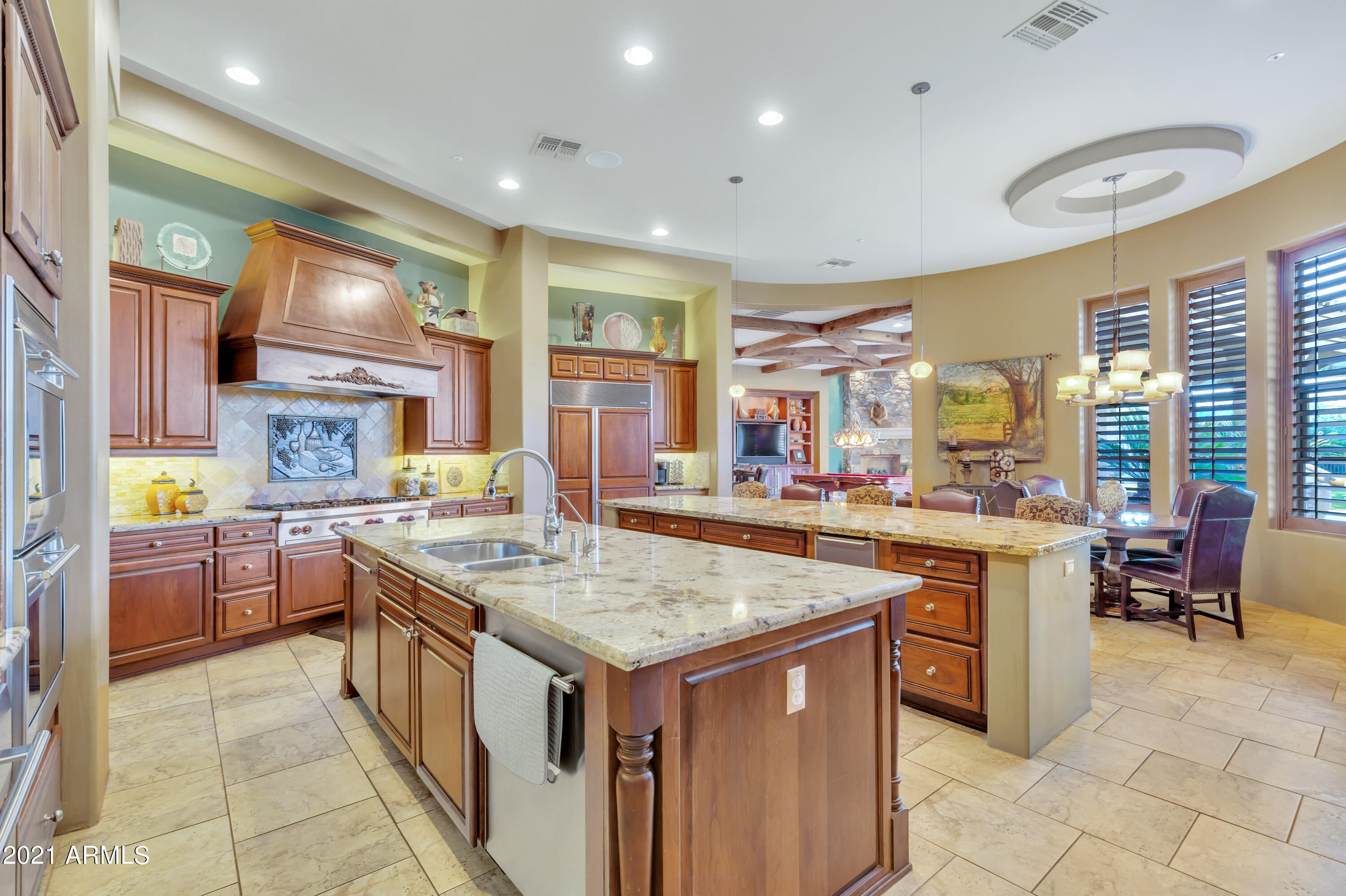 SAGUARO ESTATES - Residential