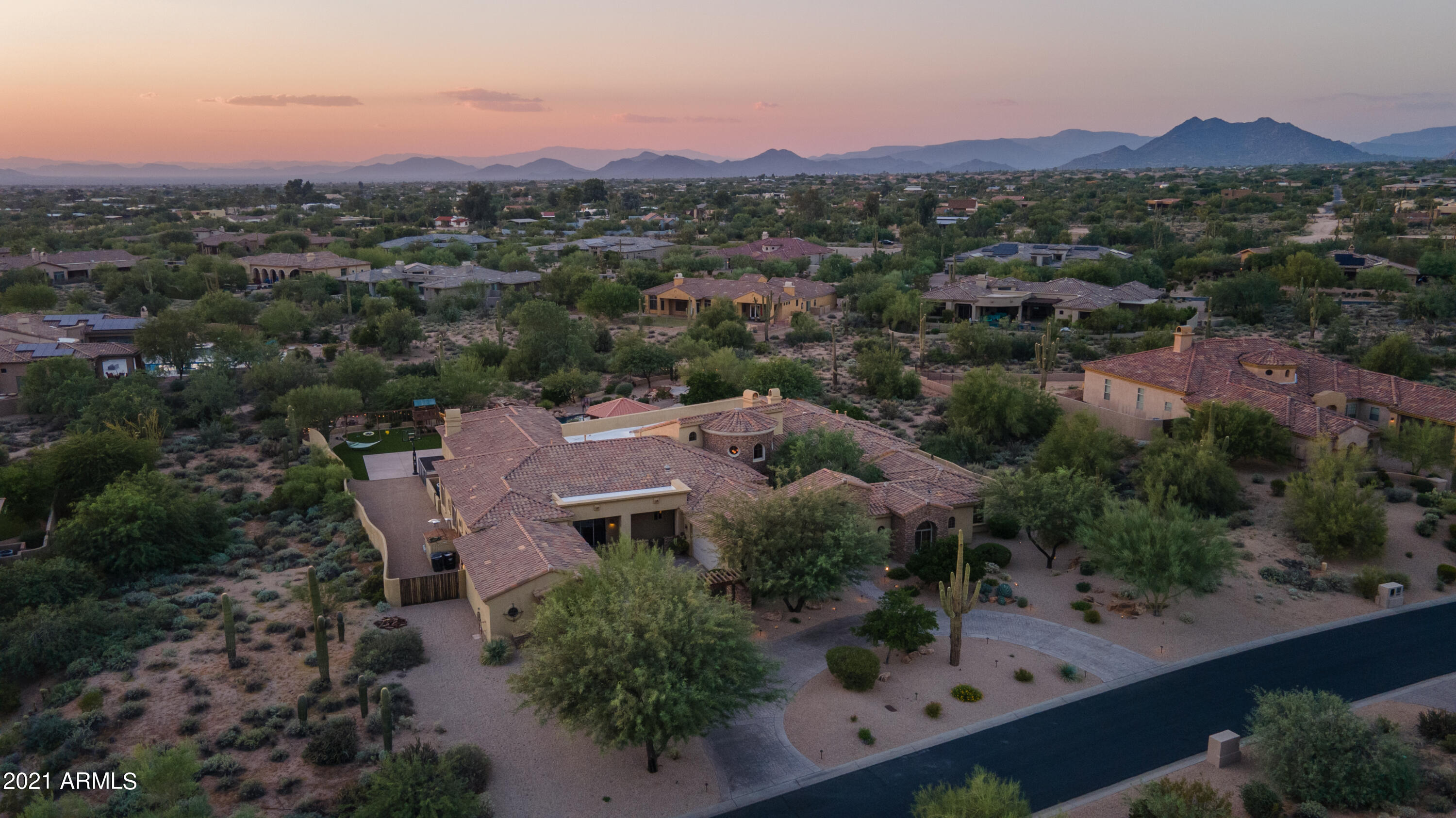 SAGUARO ESTATES - Residential