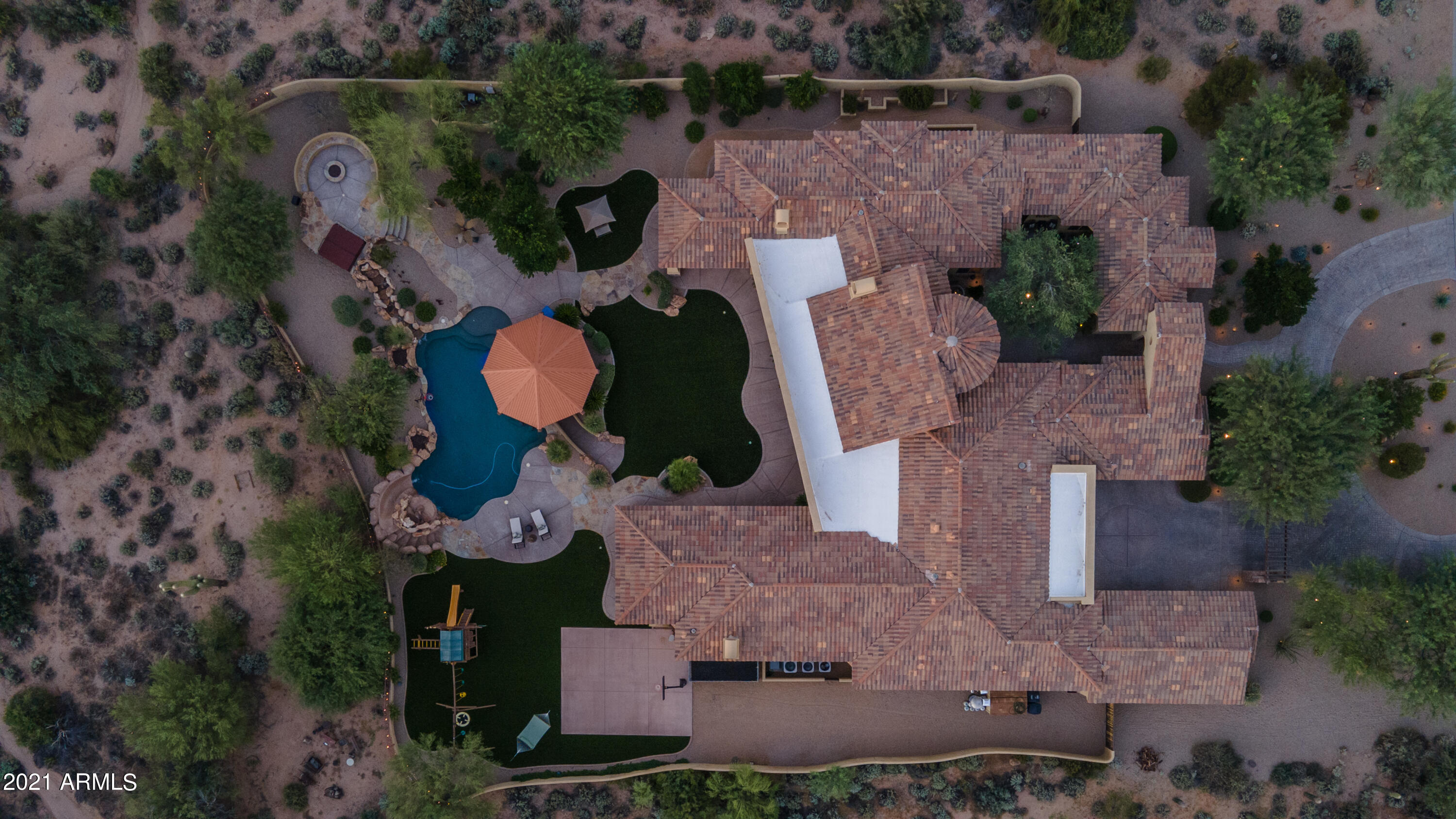 SAGUARO ESTATES - Residential