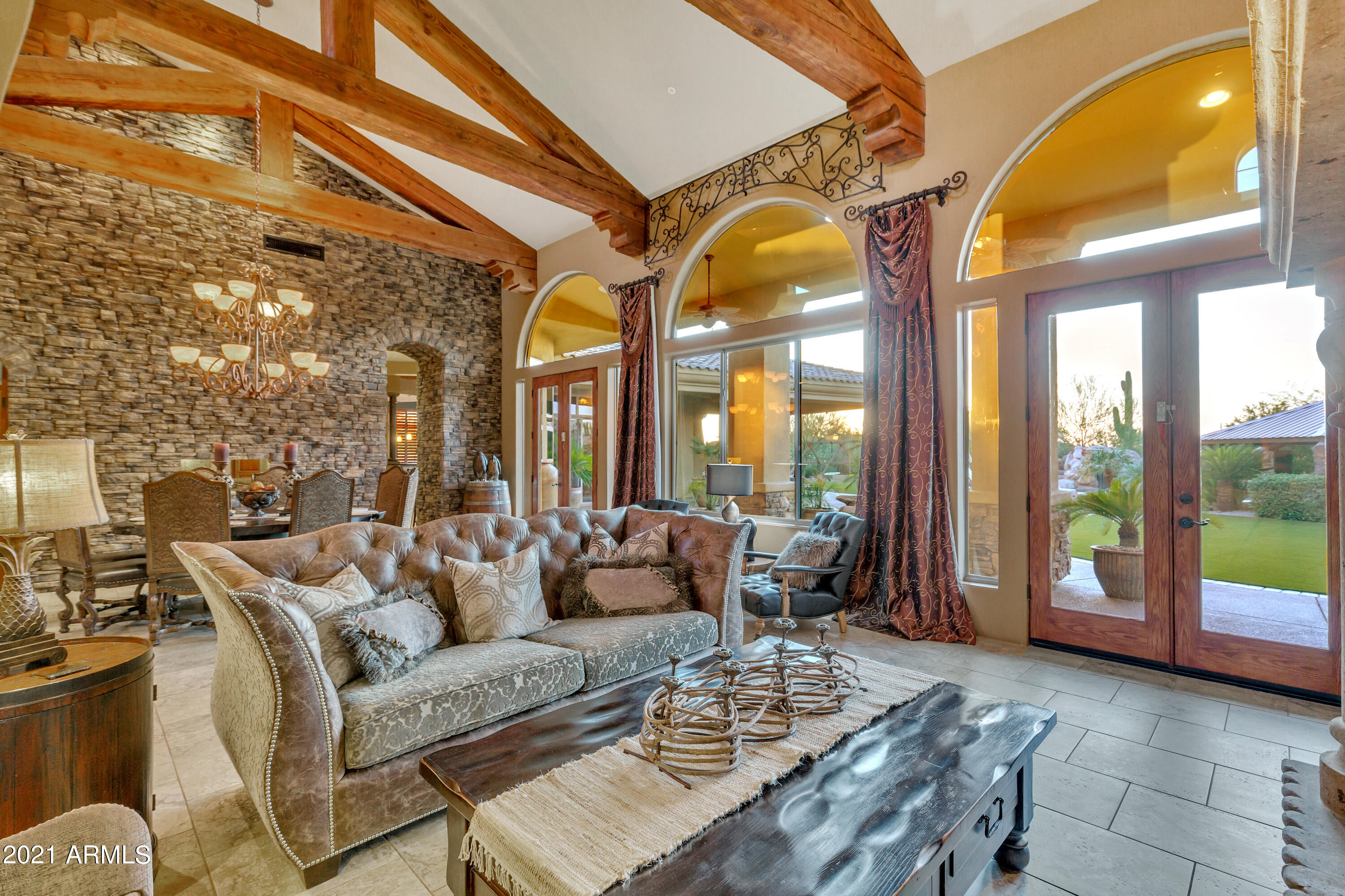 SAGUARO ESTATES - Residential