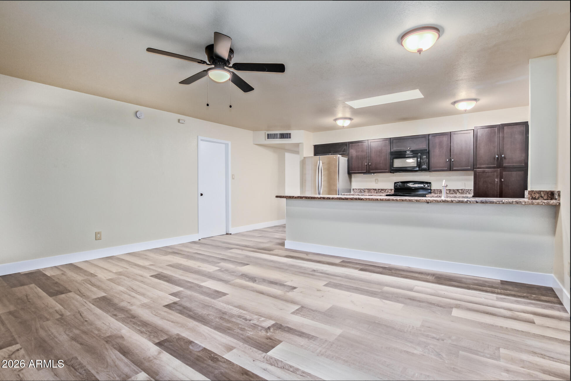 932 E CONCORDA Drive