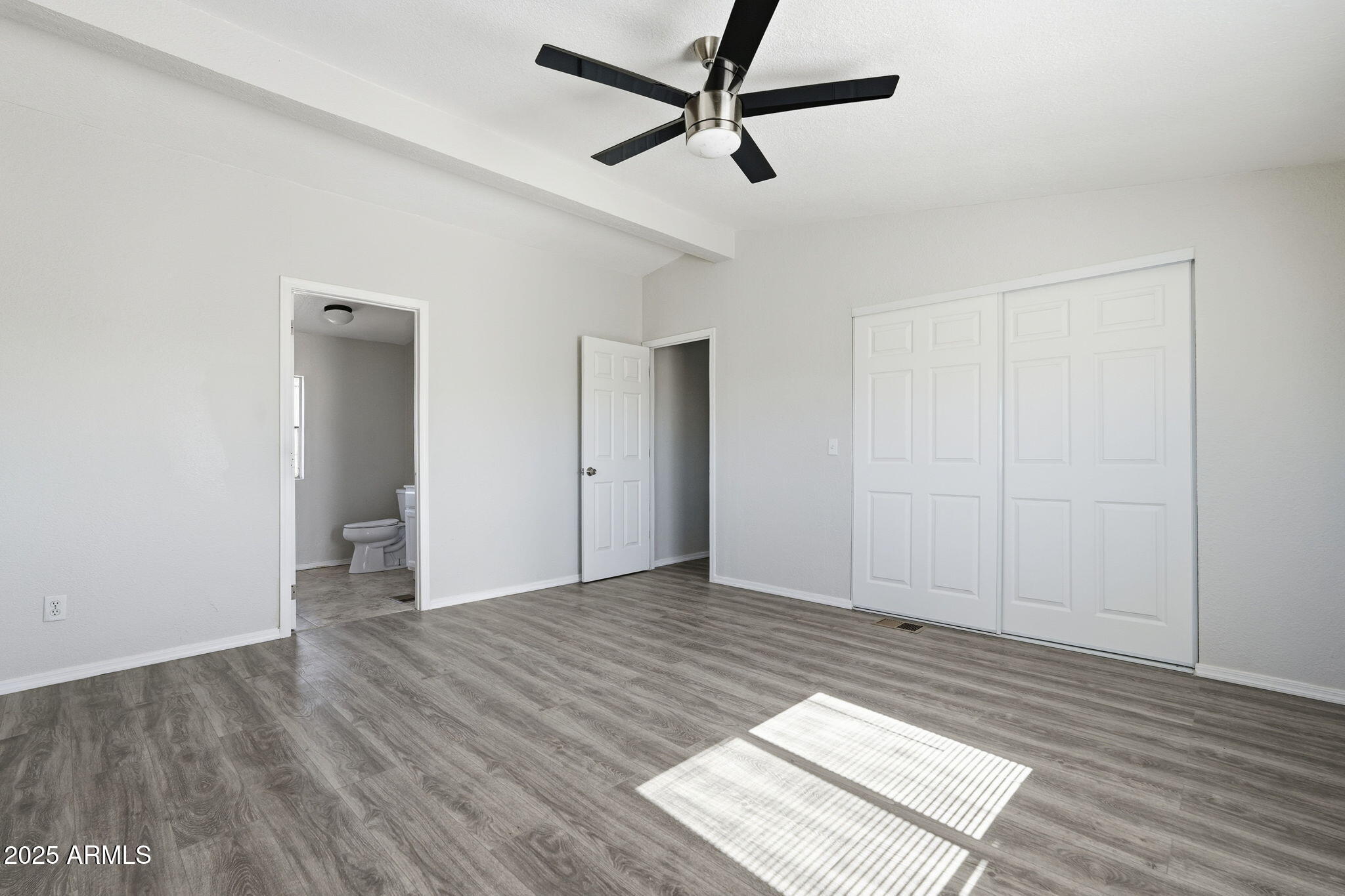 EMPIRE ACRES - Residential