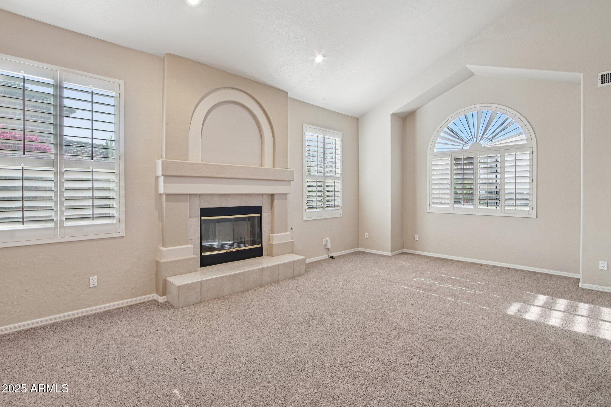 1321 E DESERT FLOWER Lane