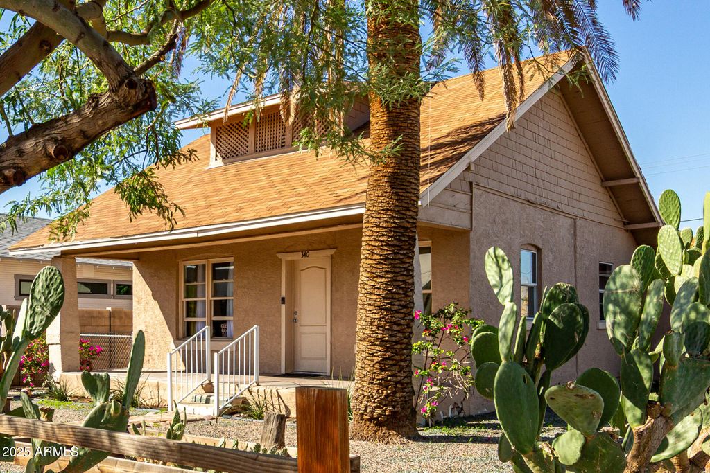 Photo of 340 N 12th Street, Phoenix, AZ 85006 (MLS # 6934568)