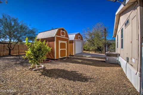 A home in Queen Valley