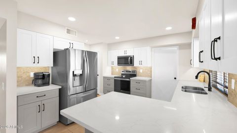 Property photo of 9822 W Long Hills Drive, Sun City, AZ 85351
