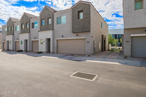 8242 N 22ND Drive Phoenix AZ 85021