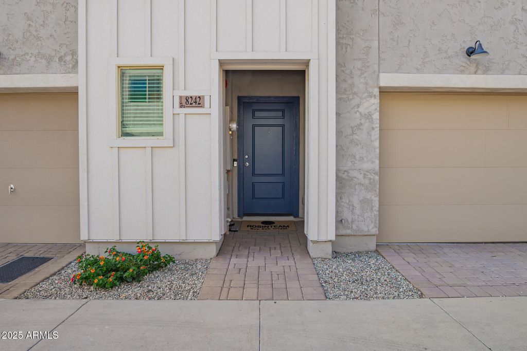 Photo of 8242 N 22nd Drive, Phoenix, AZ 85021 (MLS # 6937718)