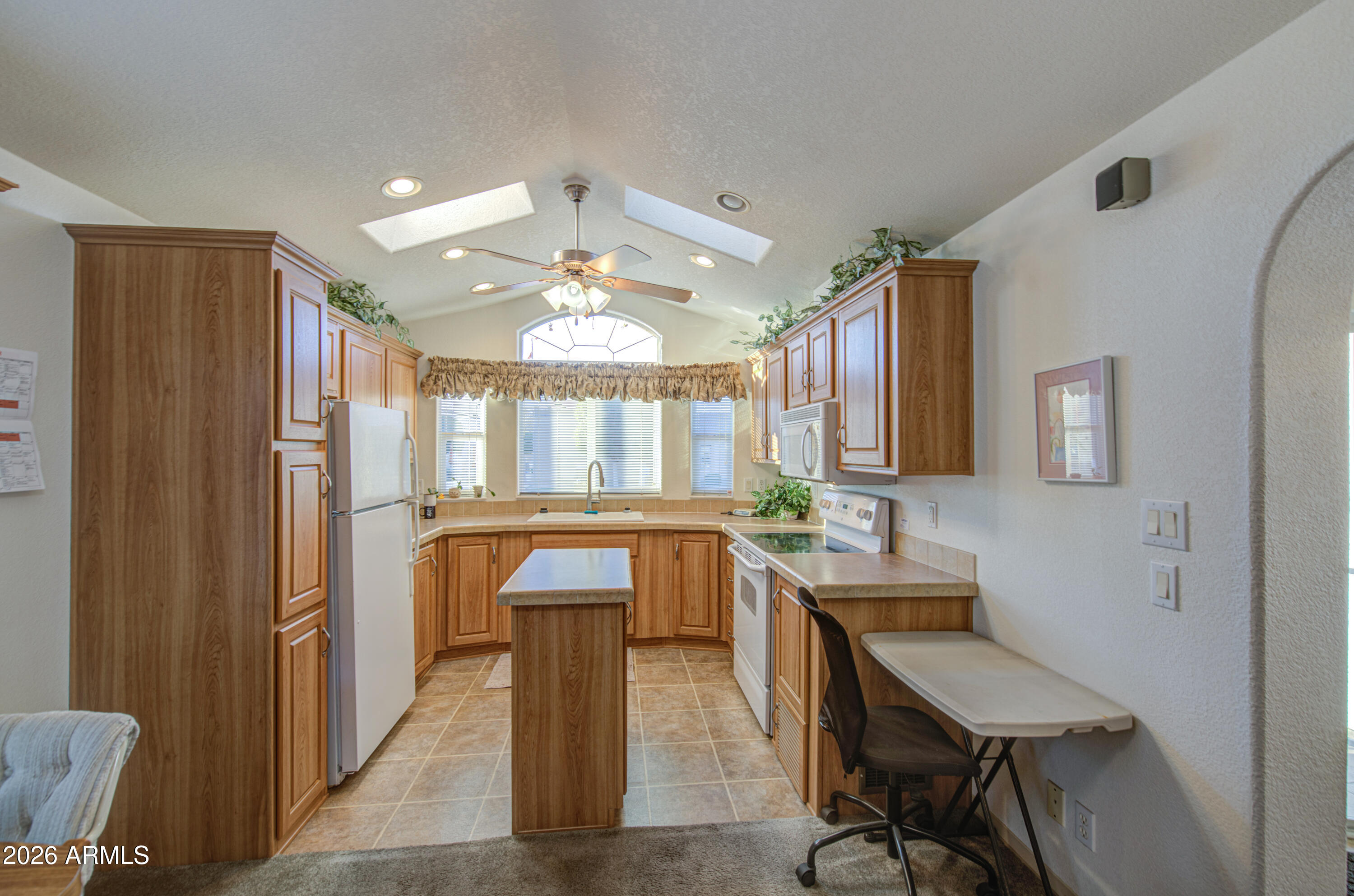 7750 E BROADWAY Road 664