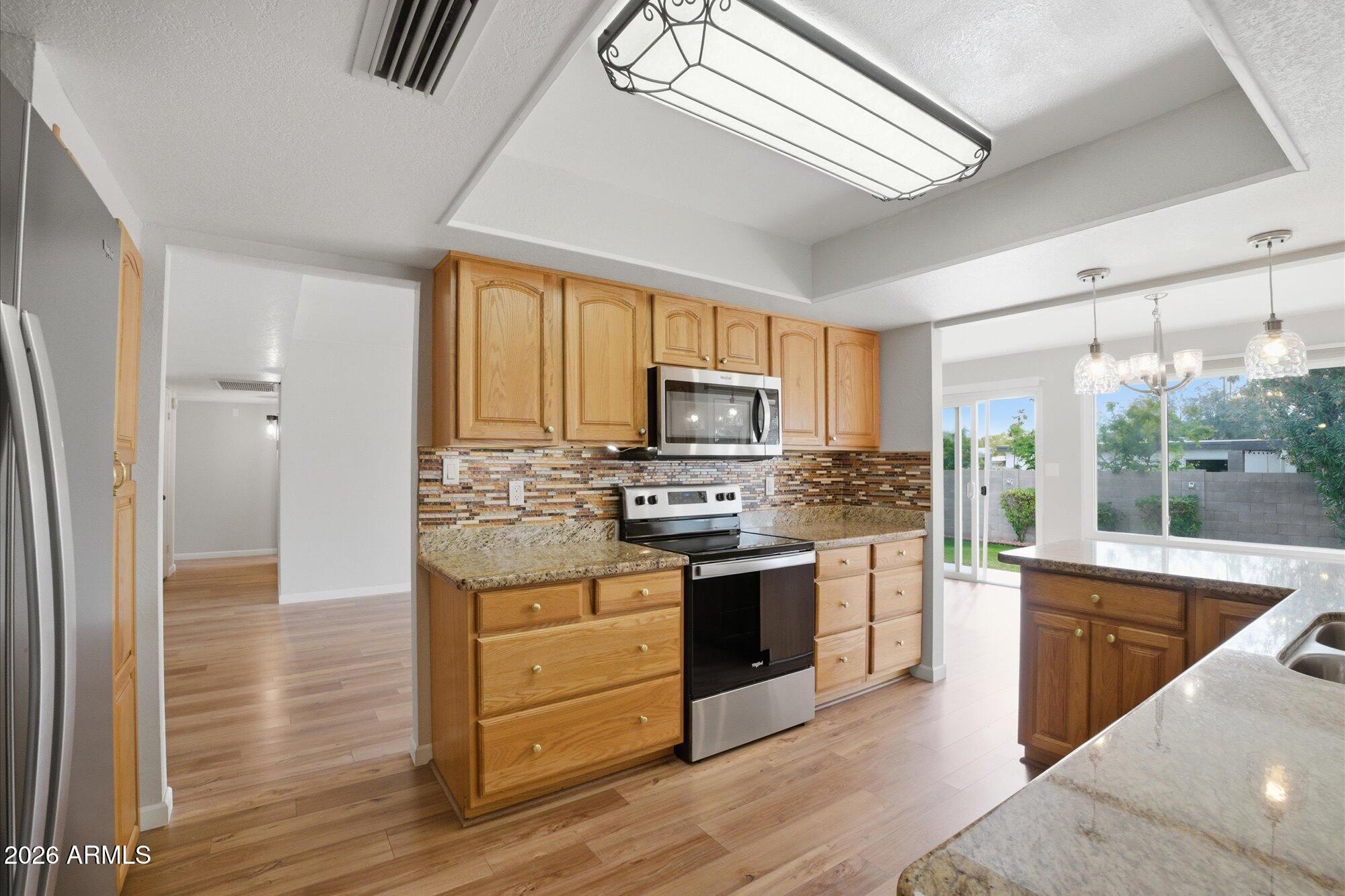 3621 E BLOOMFIELD Road