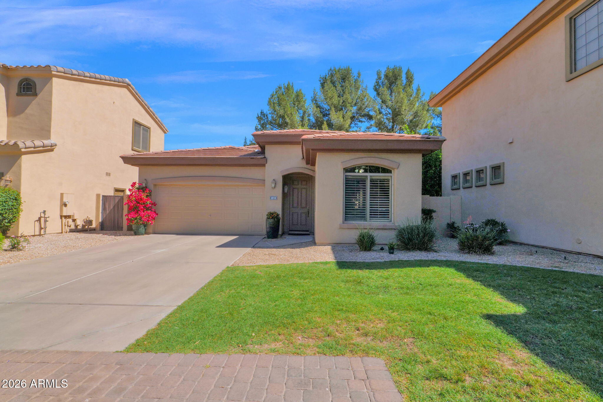 2018 W PERIWINKLE Way