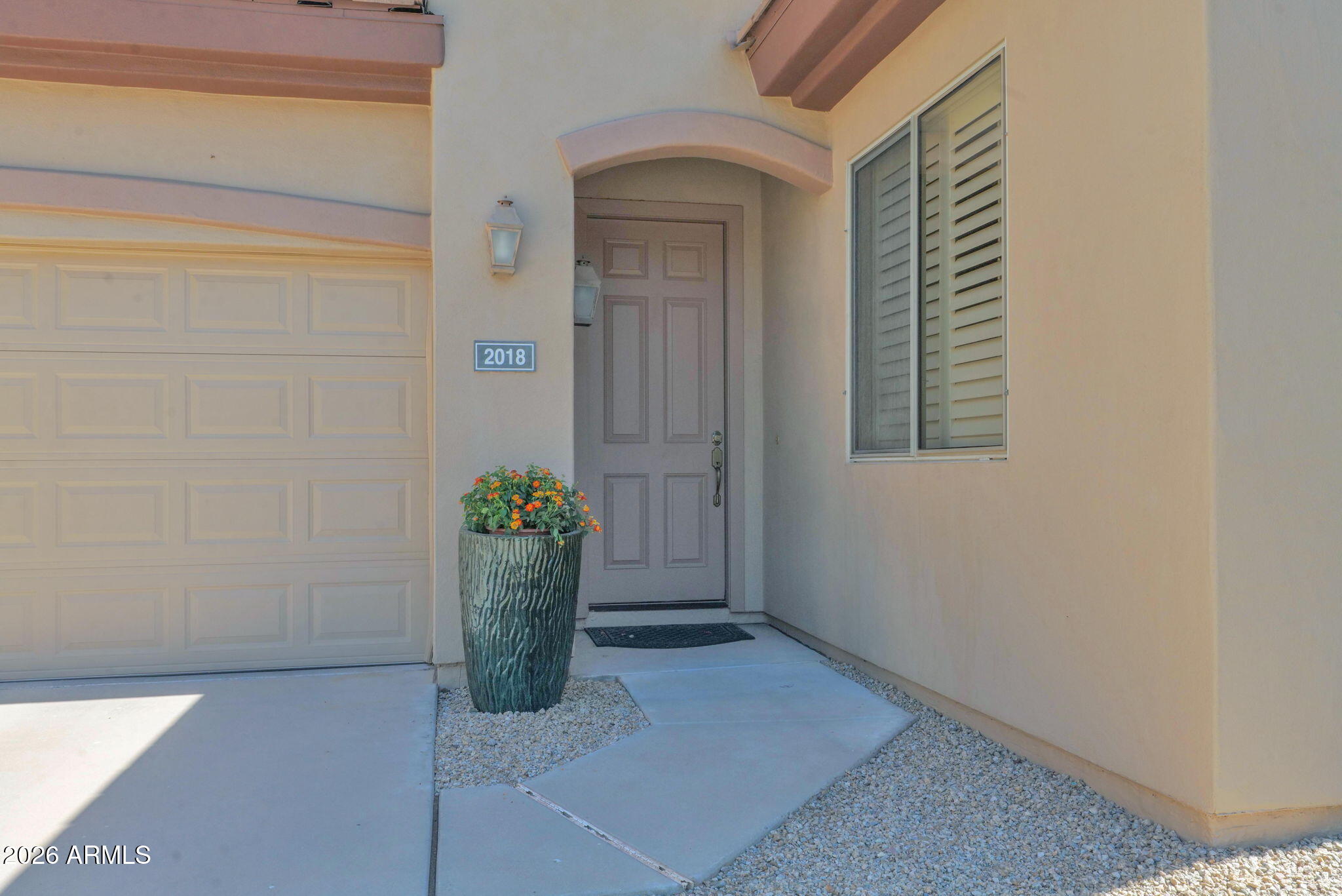 2018 W PERIWINKLE Way