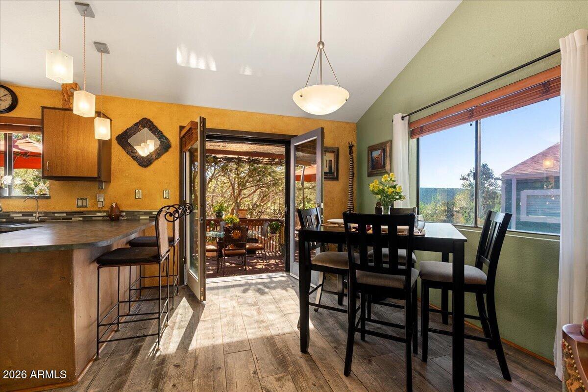 390 Coffee Pot Drive