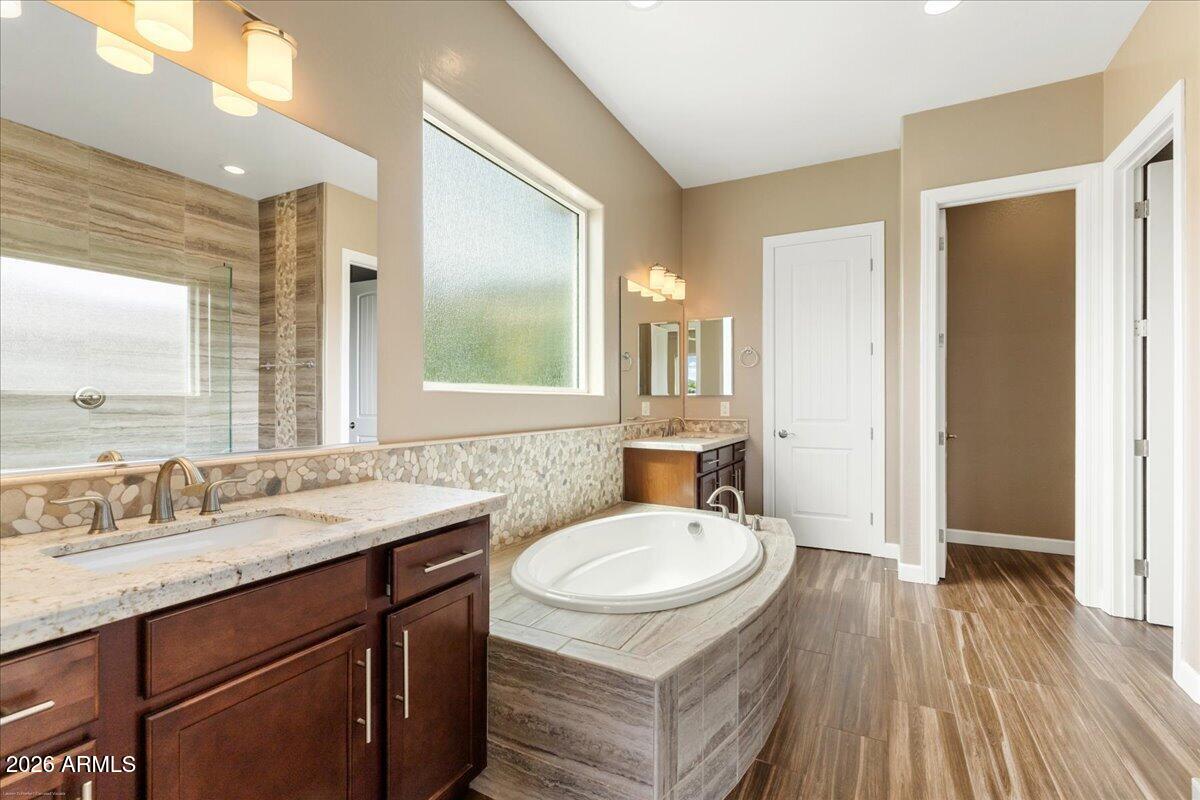 SOLSTICE RIDGE AT PRESCOTT LAKES - Residential