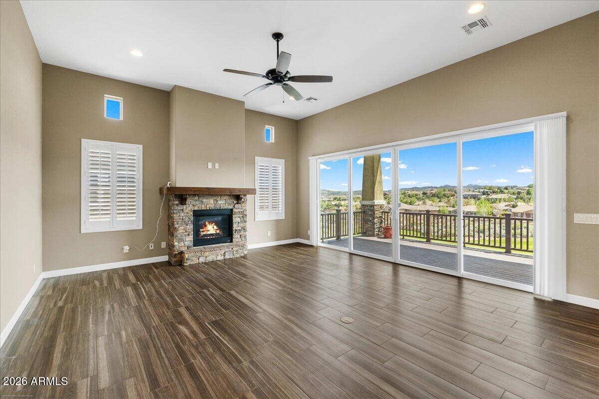 SOLSTICE RIDGE AT PRESCOTT LAKES - Residential